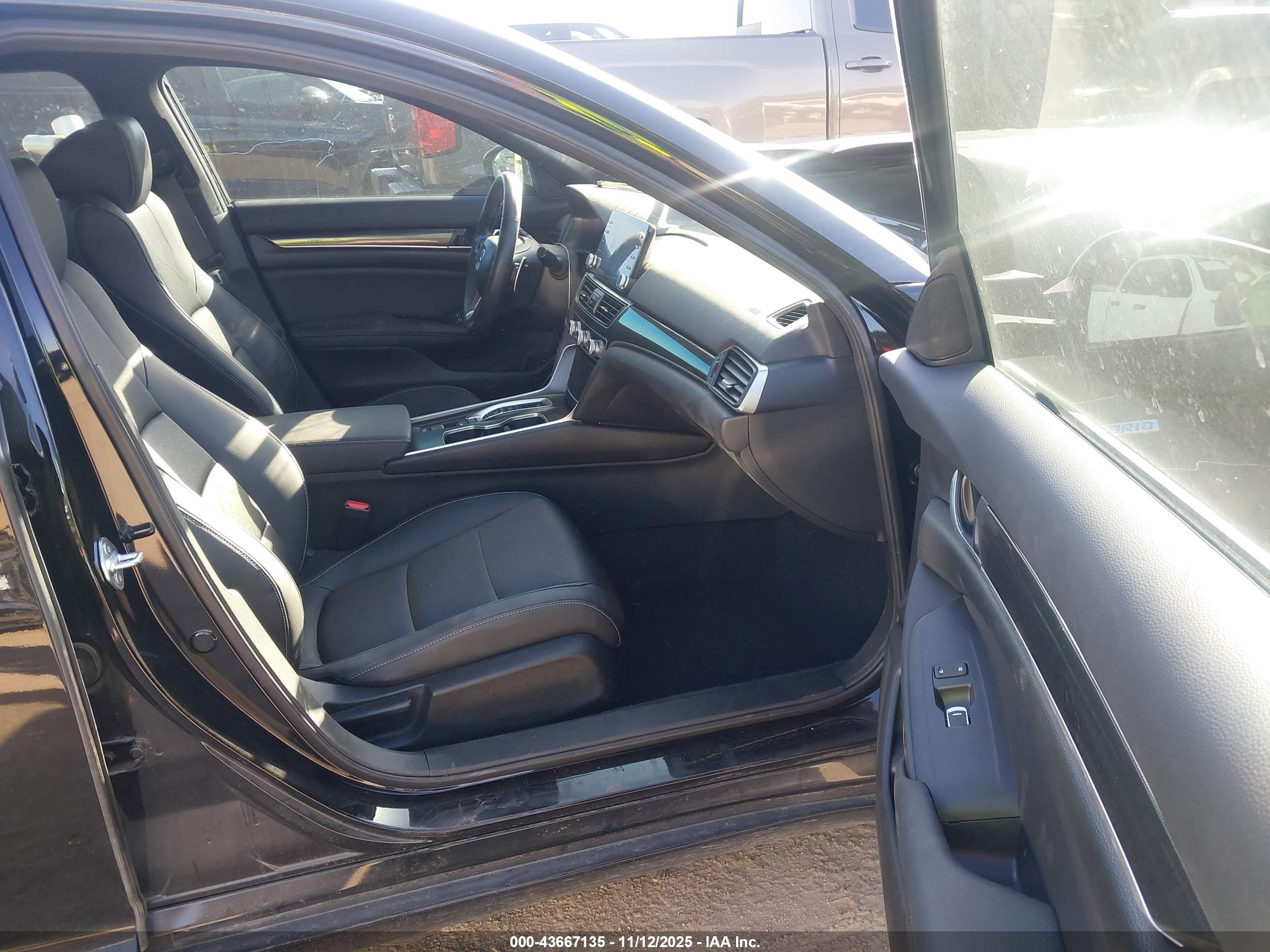 HONDA ACCORD image 5