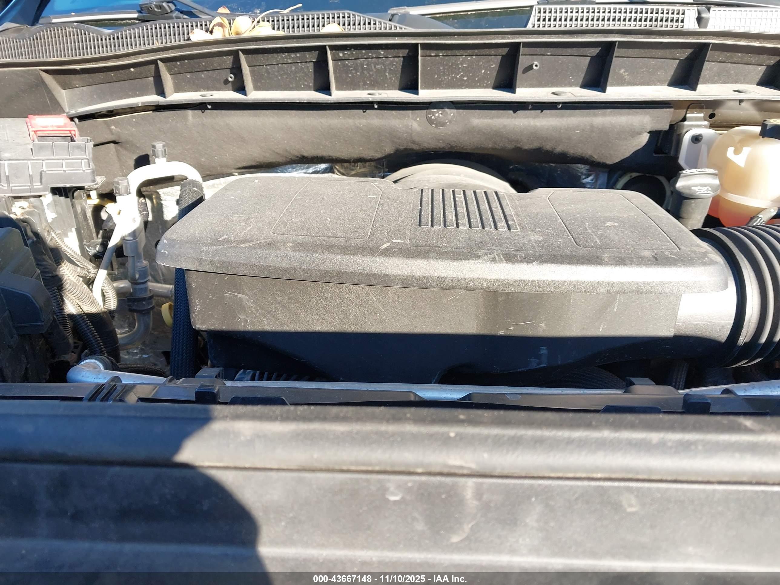 GMC SIERRA image 10