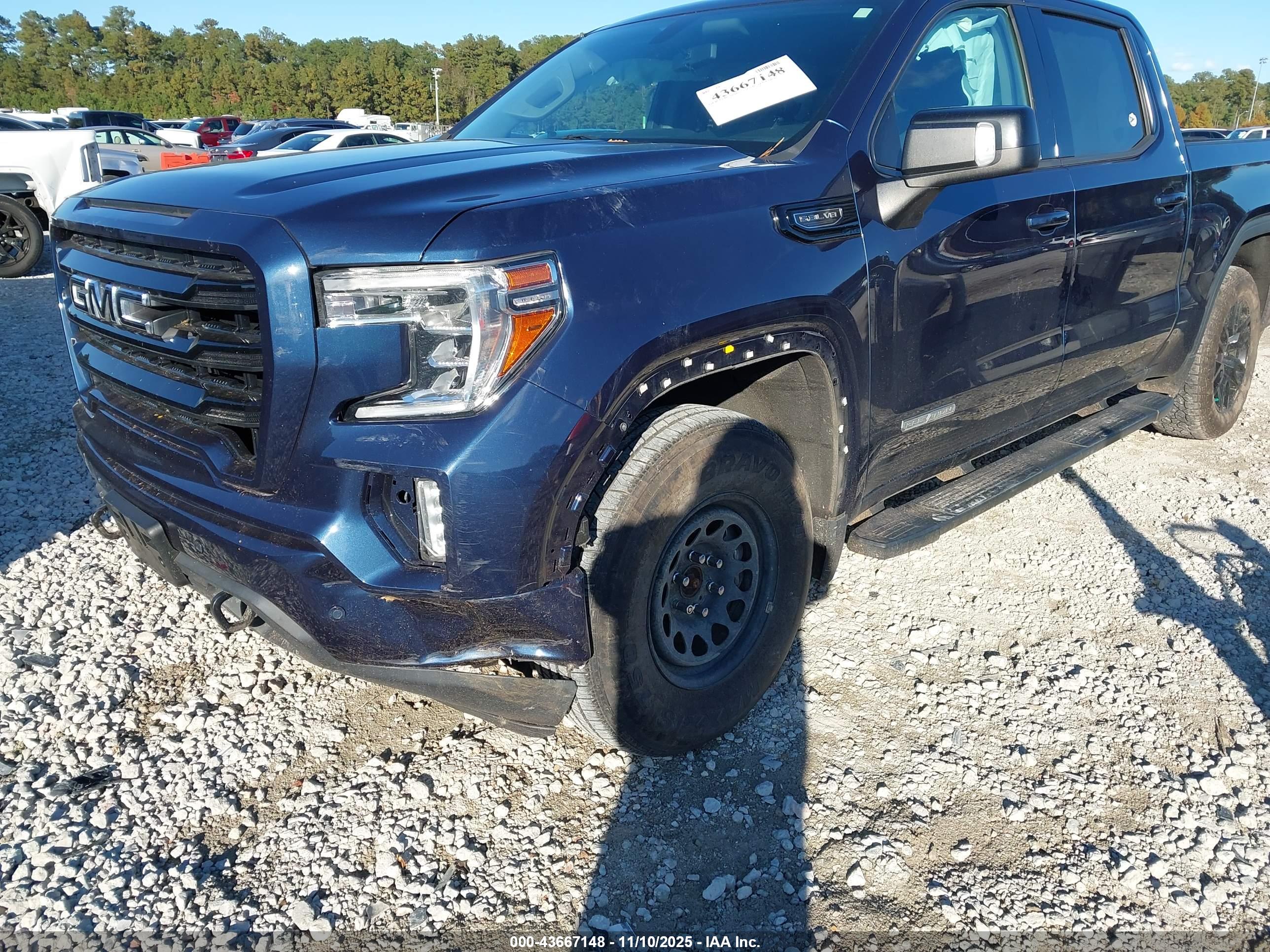GMC SIERRA image 6