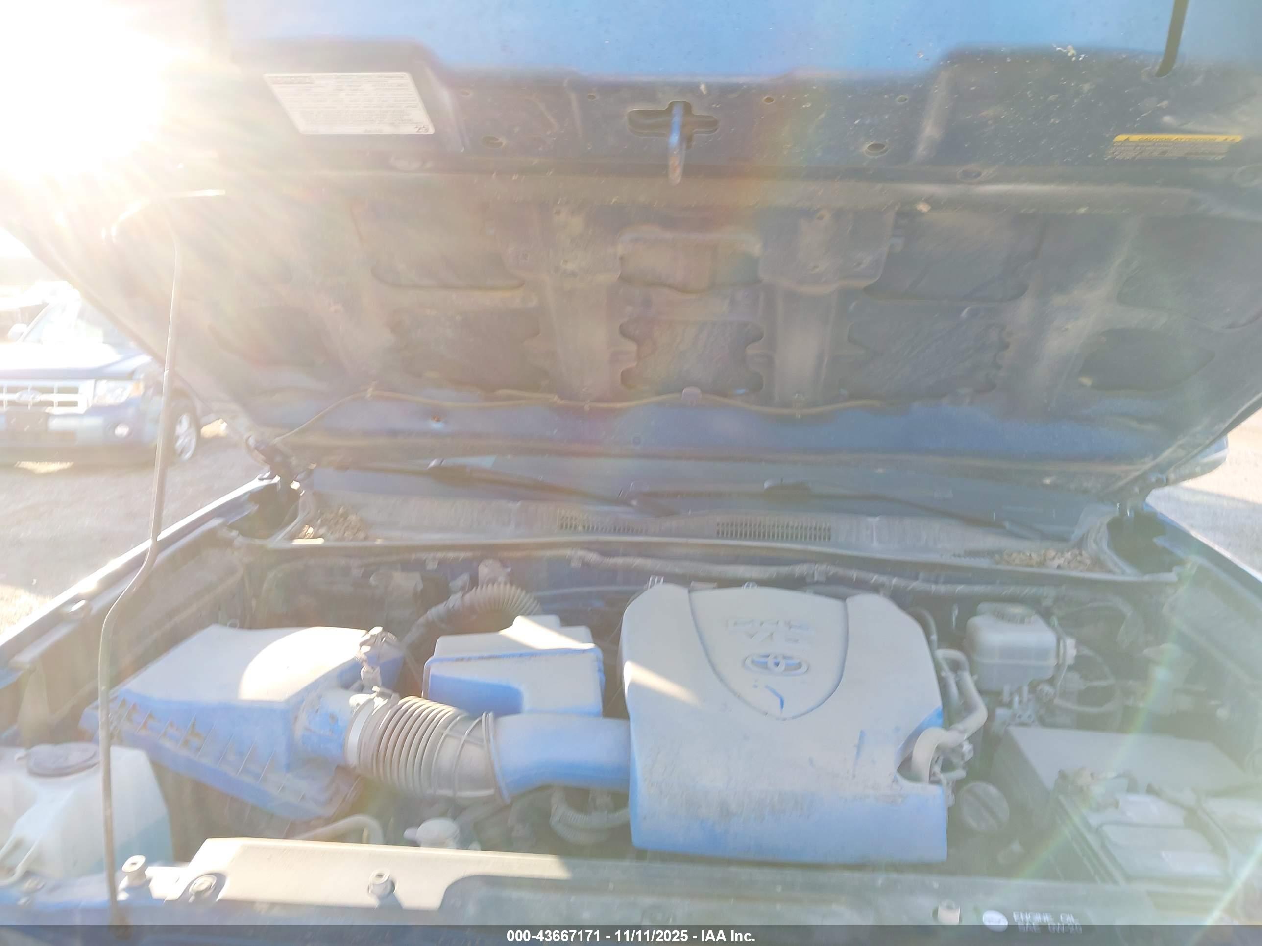 TOYOTA TACOMA image 10
