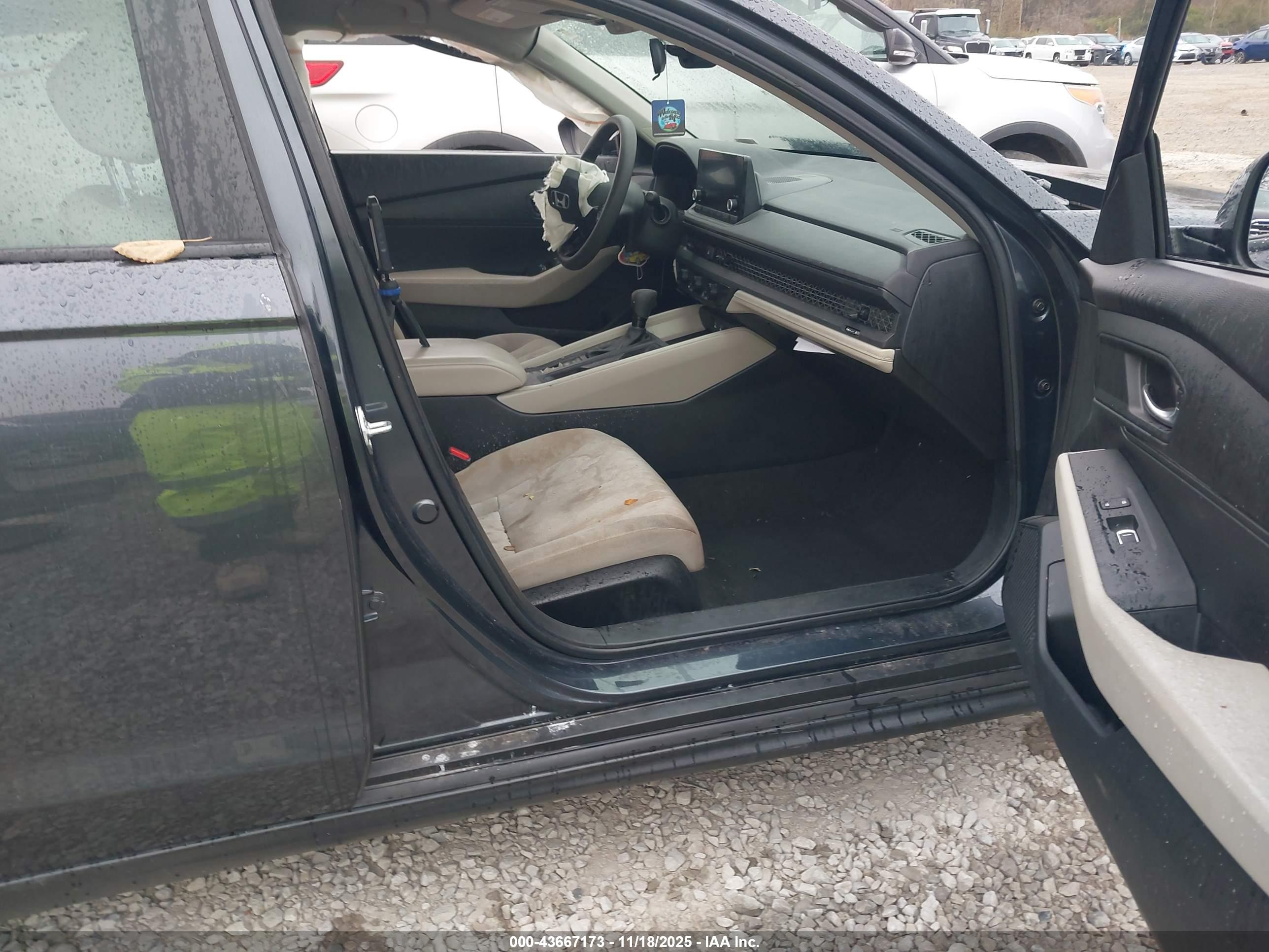 HONDA ACCORD image 5