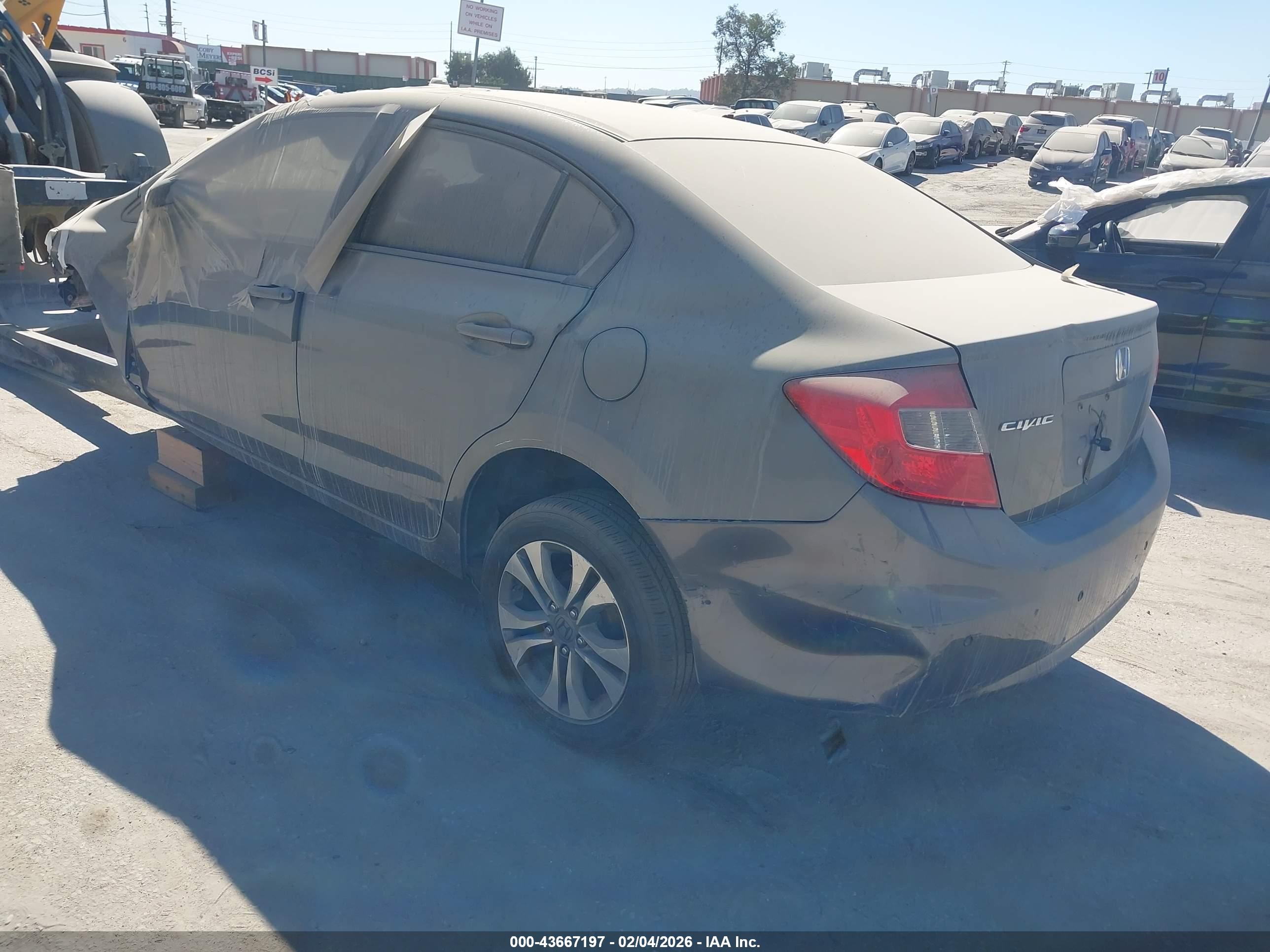HONDA CIVIC image 3