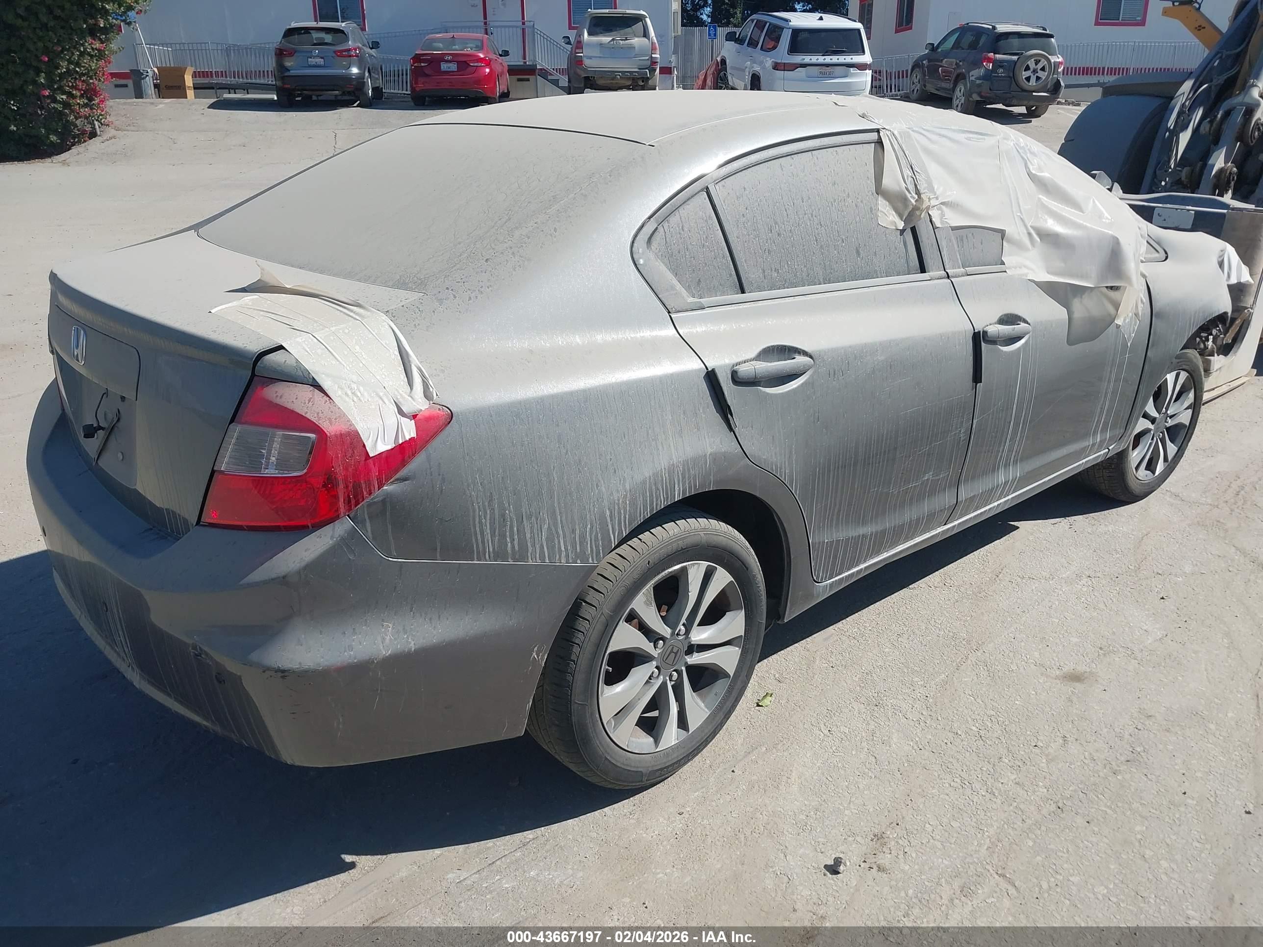 HONDA CIVIC image 4