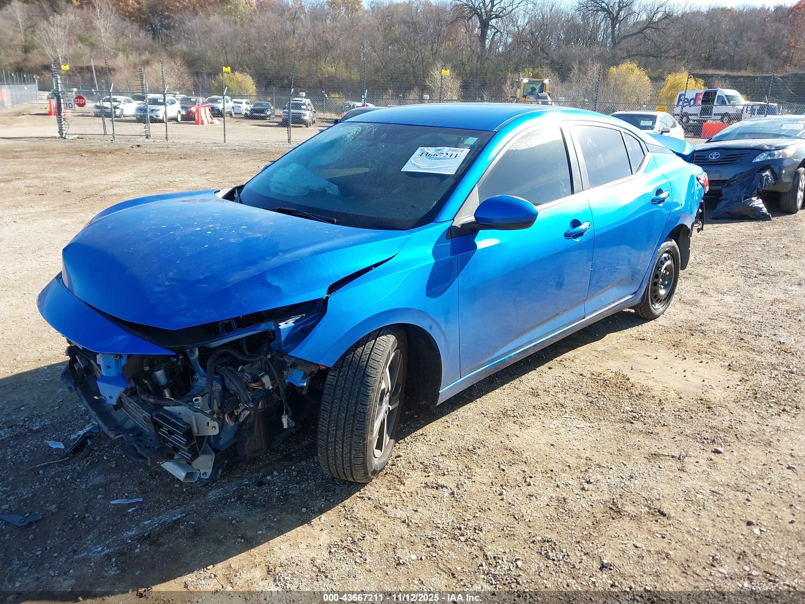 NISSAN SENTRA image 2