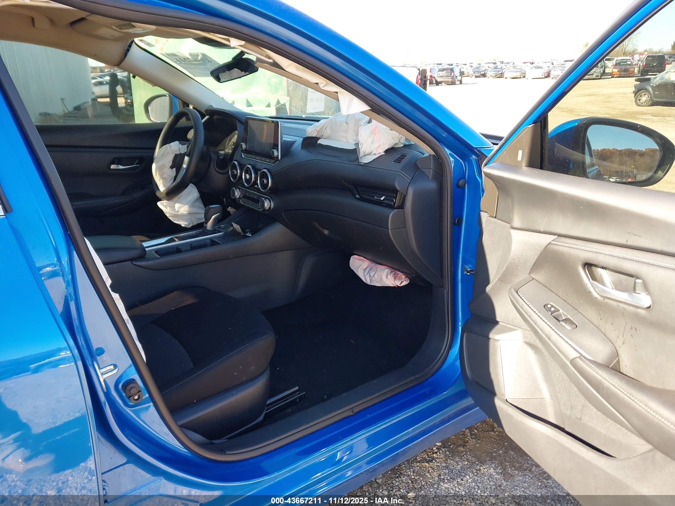 NISSAN SENTRA image 5