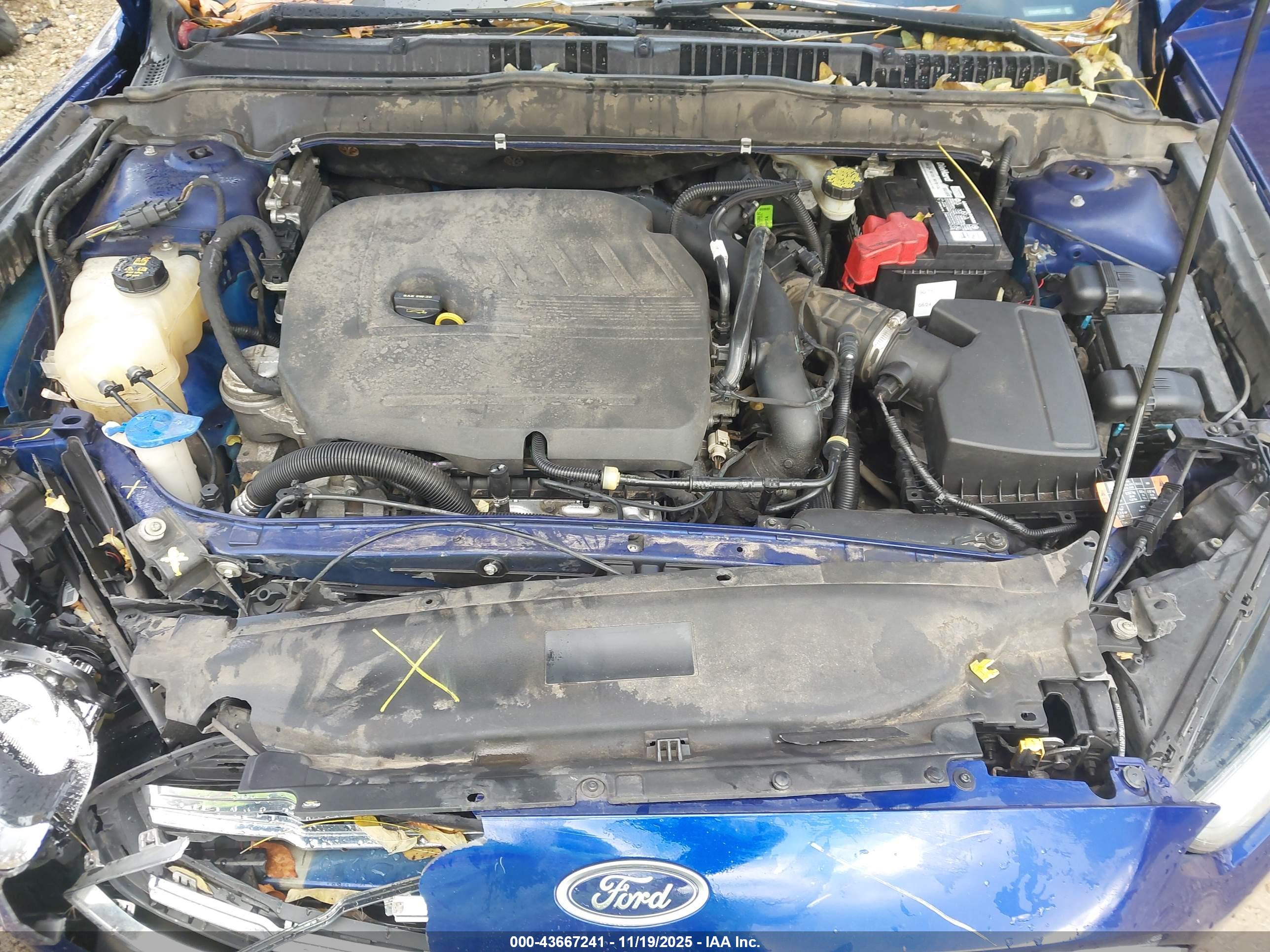 FORD FUSION image 10