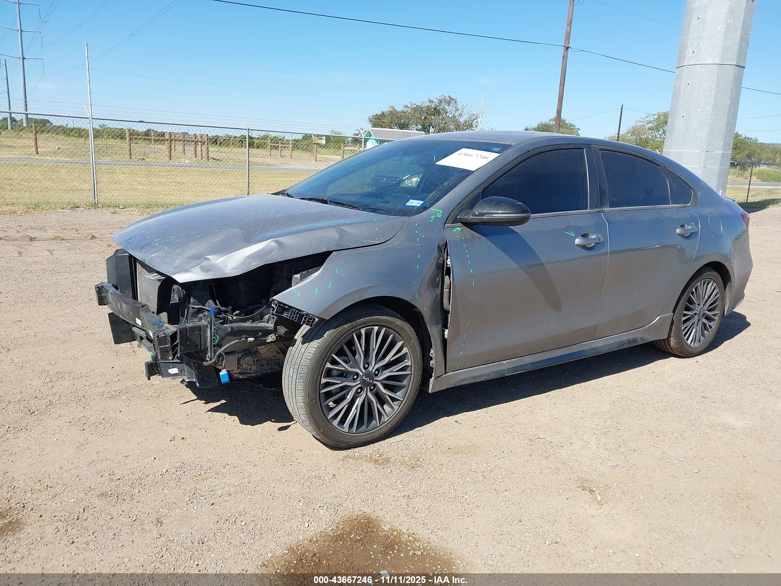 KIA FORTE image 2