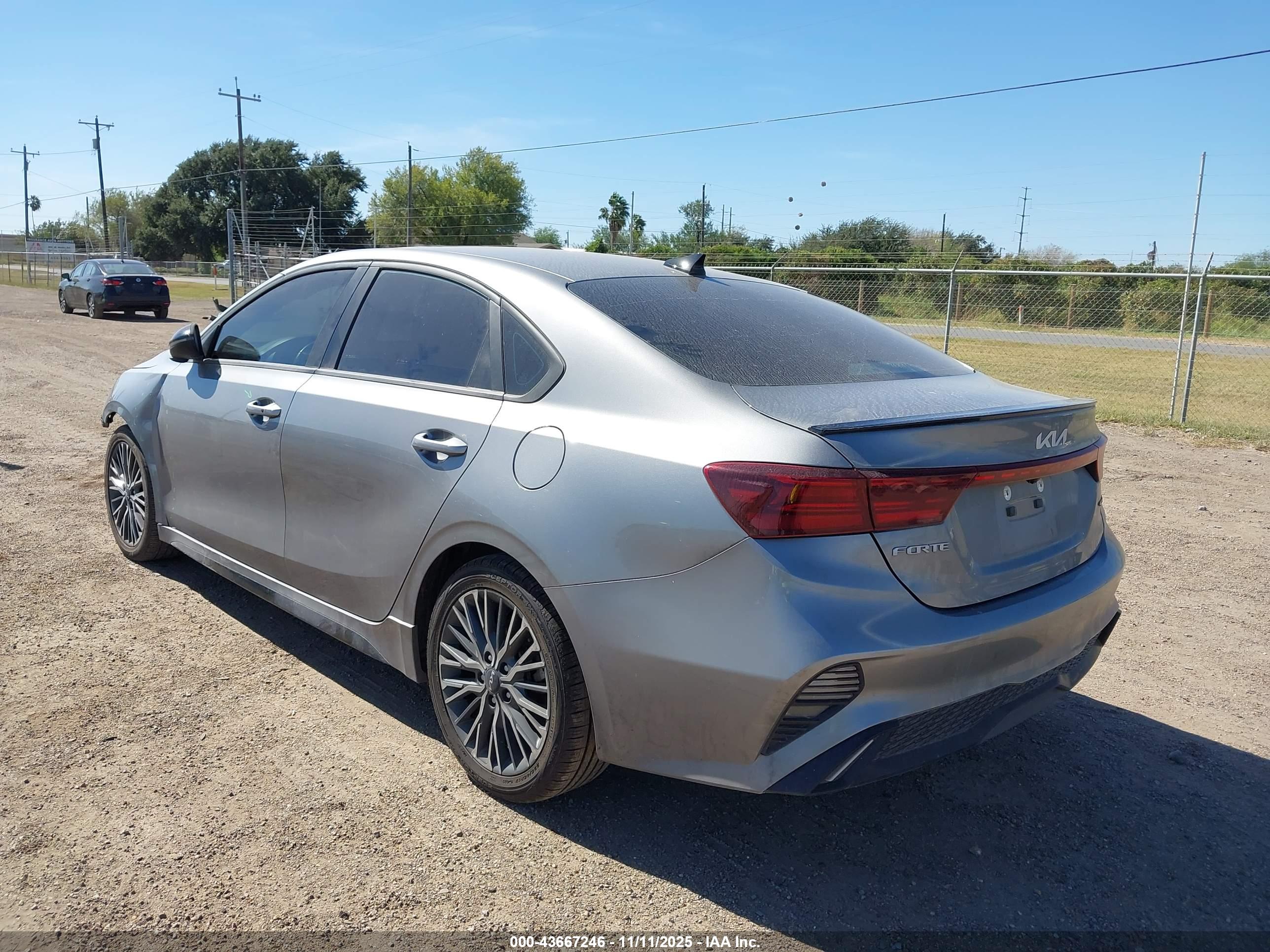 KIA FORTE image 3