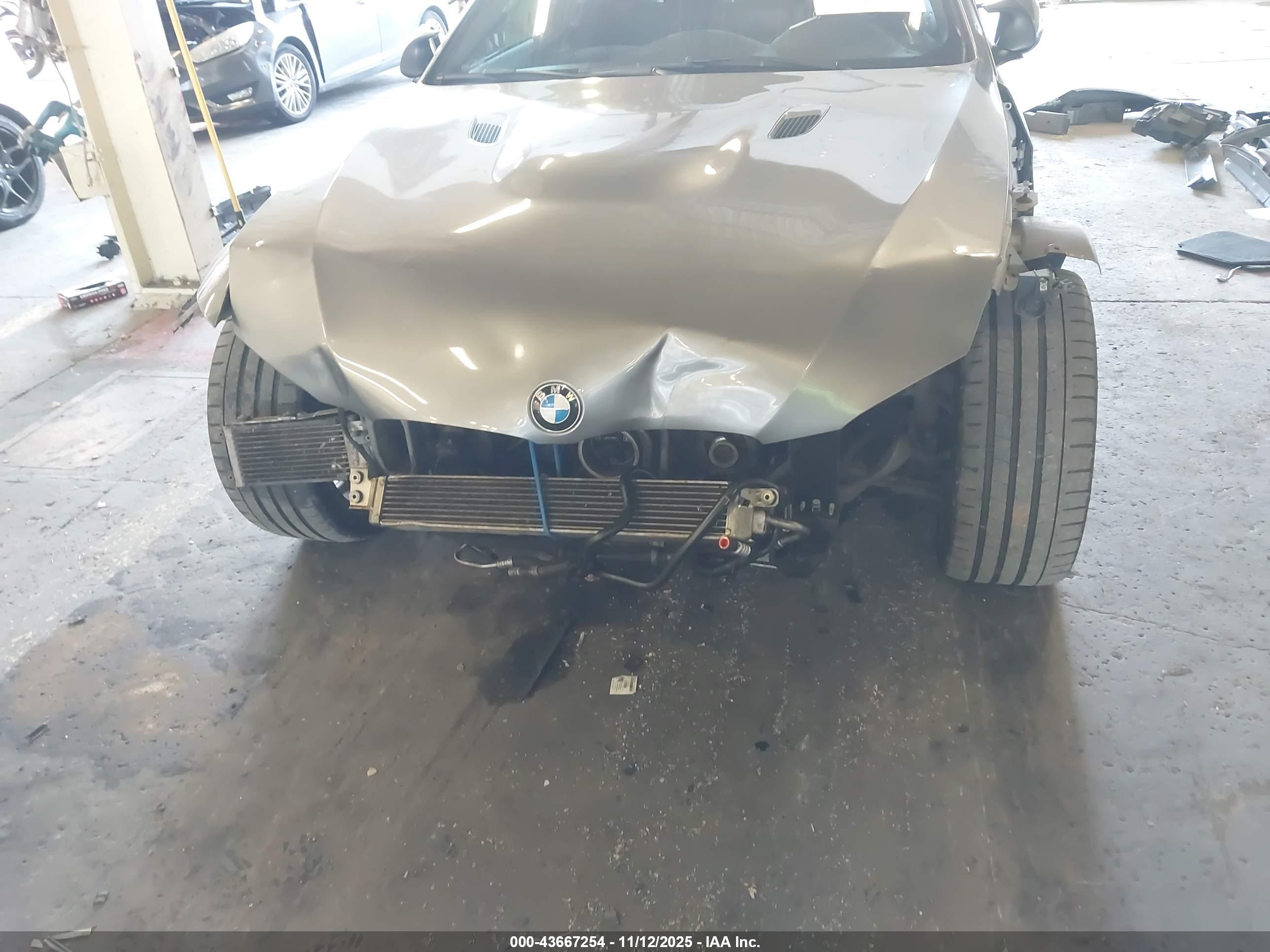 BMW M3 image 6