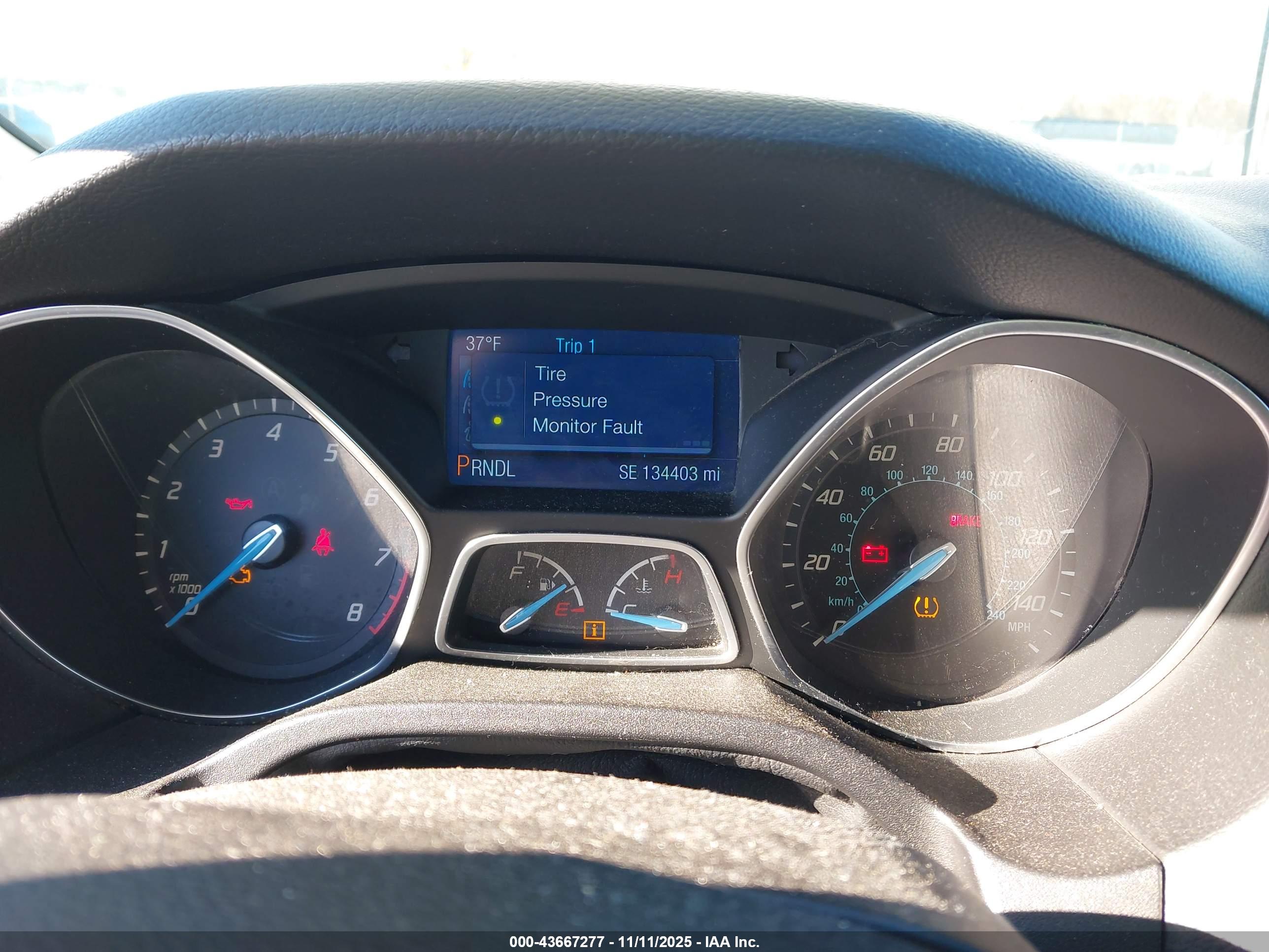 FORD FOCUS image 7