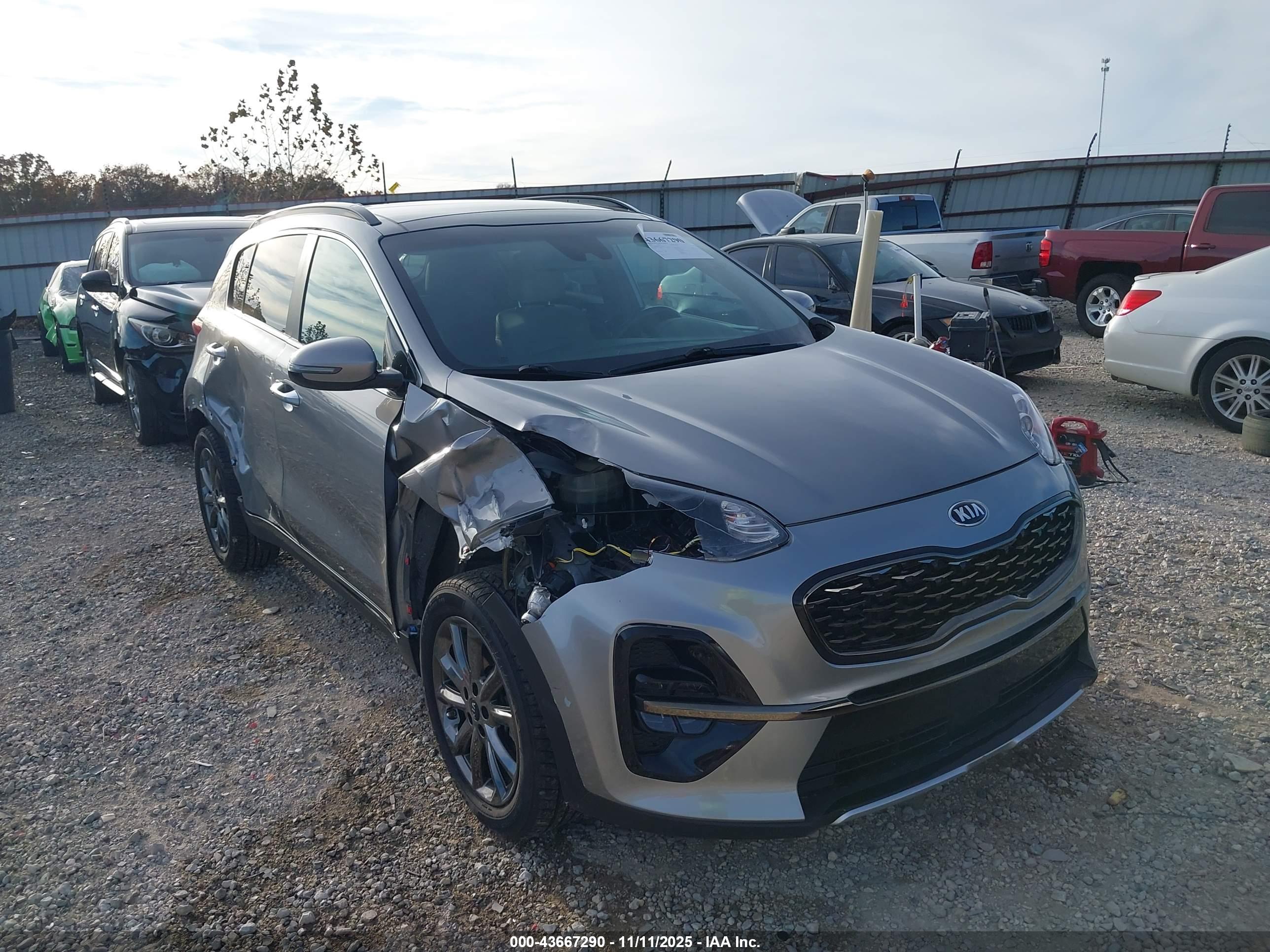KIA SPORTAGE image 6
