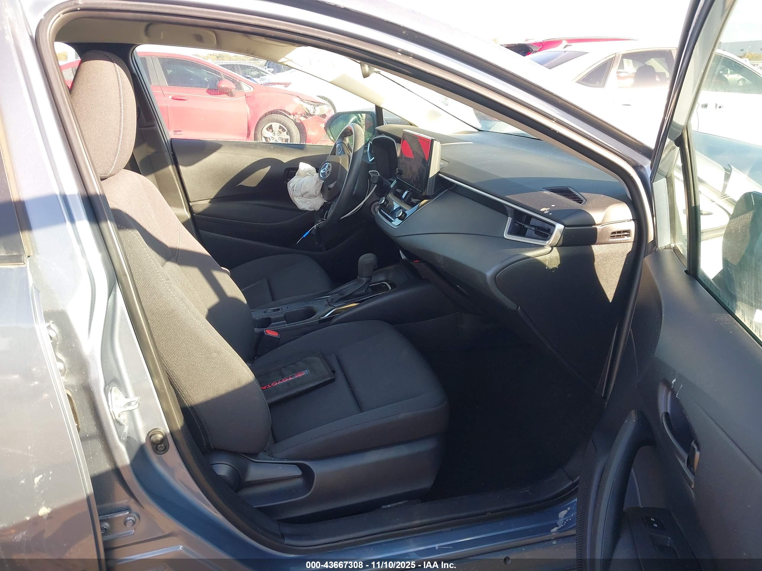 TOYOTA COROLLA image 5