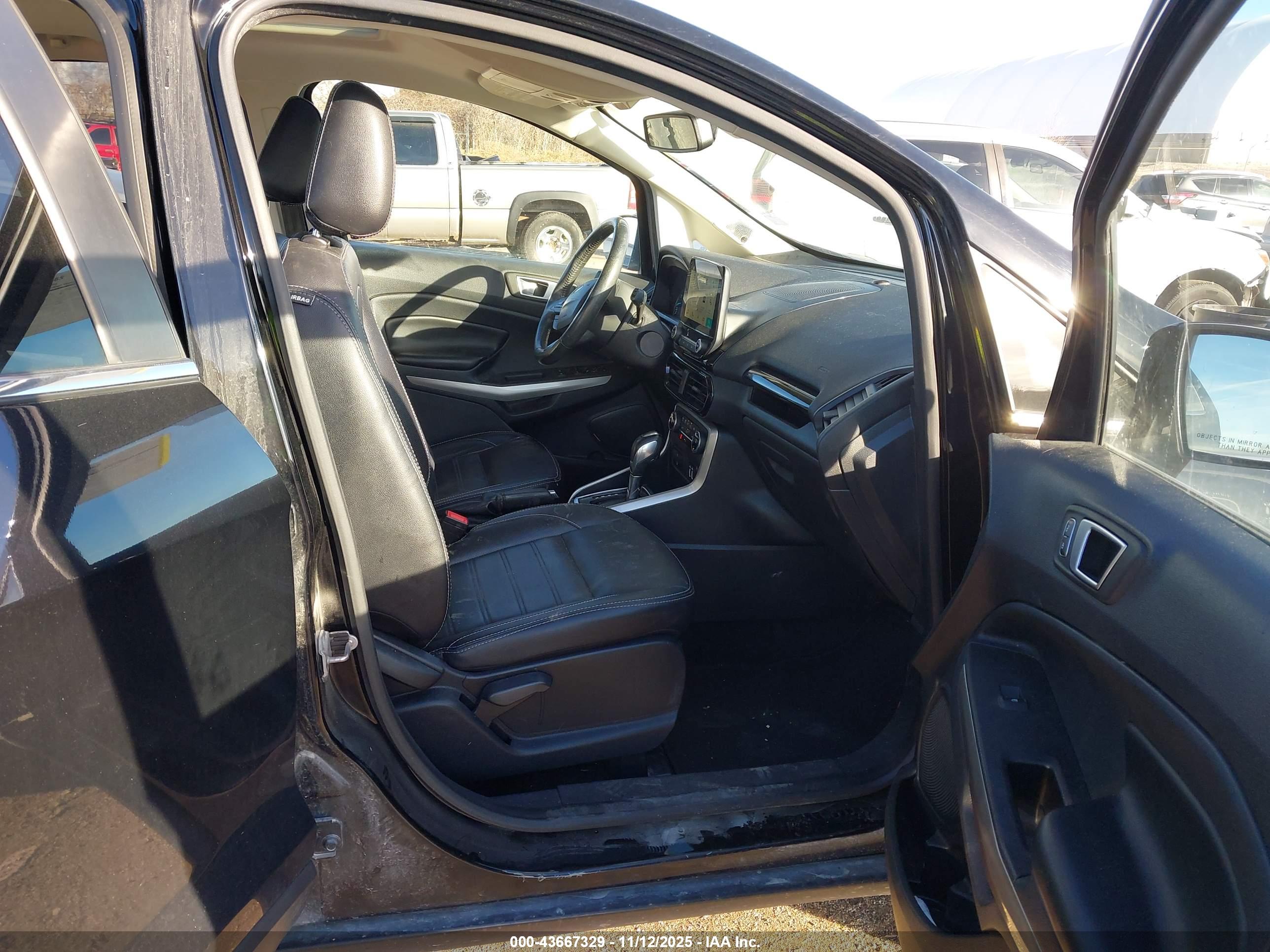 FORD ECOSPORT image 5