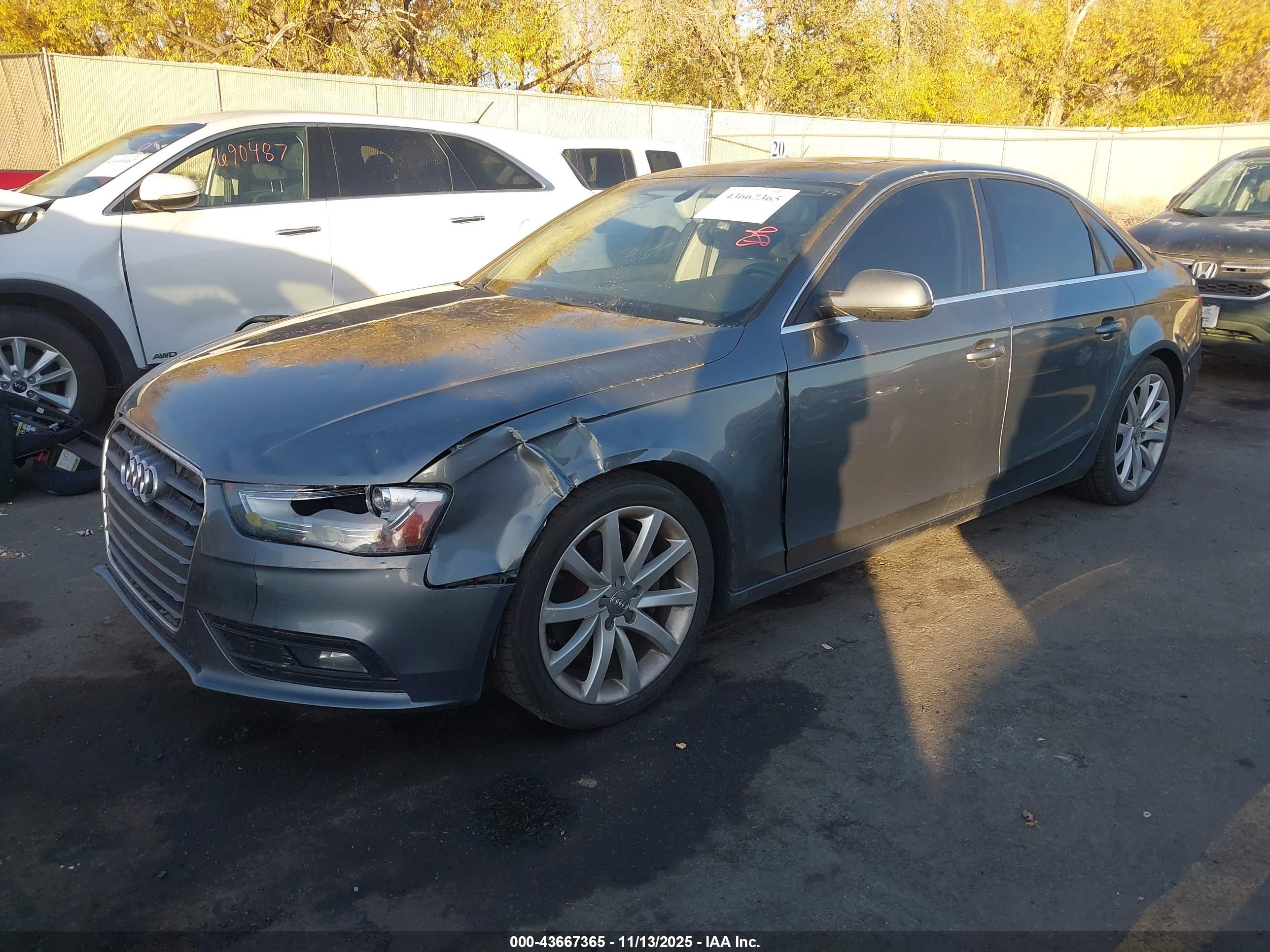 AUDI A4 image 2