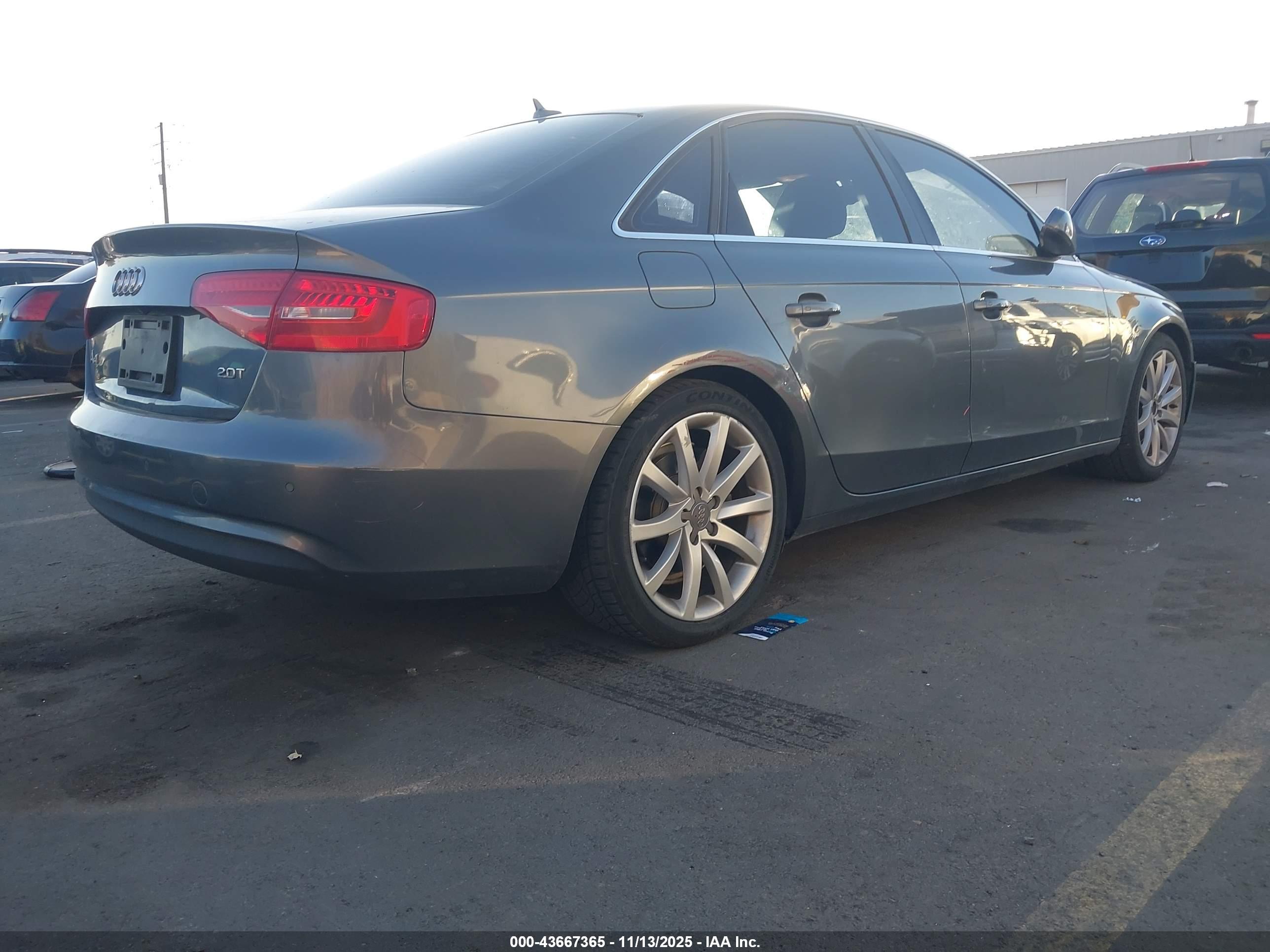 AUDI A4 image 4