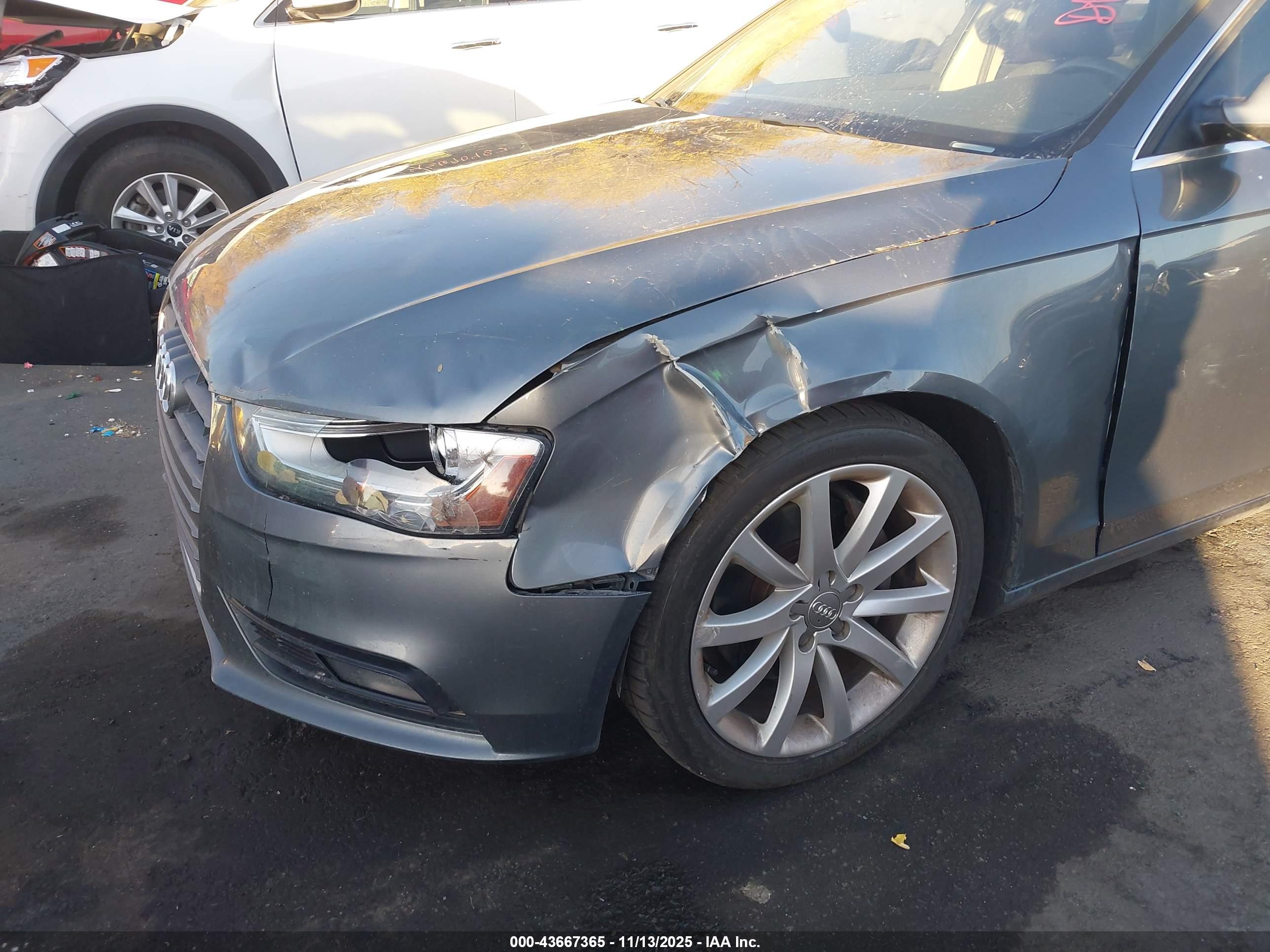 AUDI A4 image 6