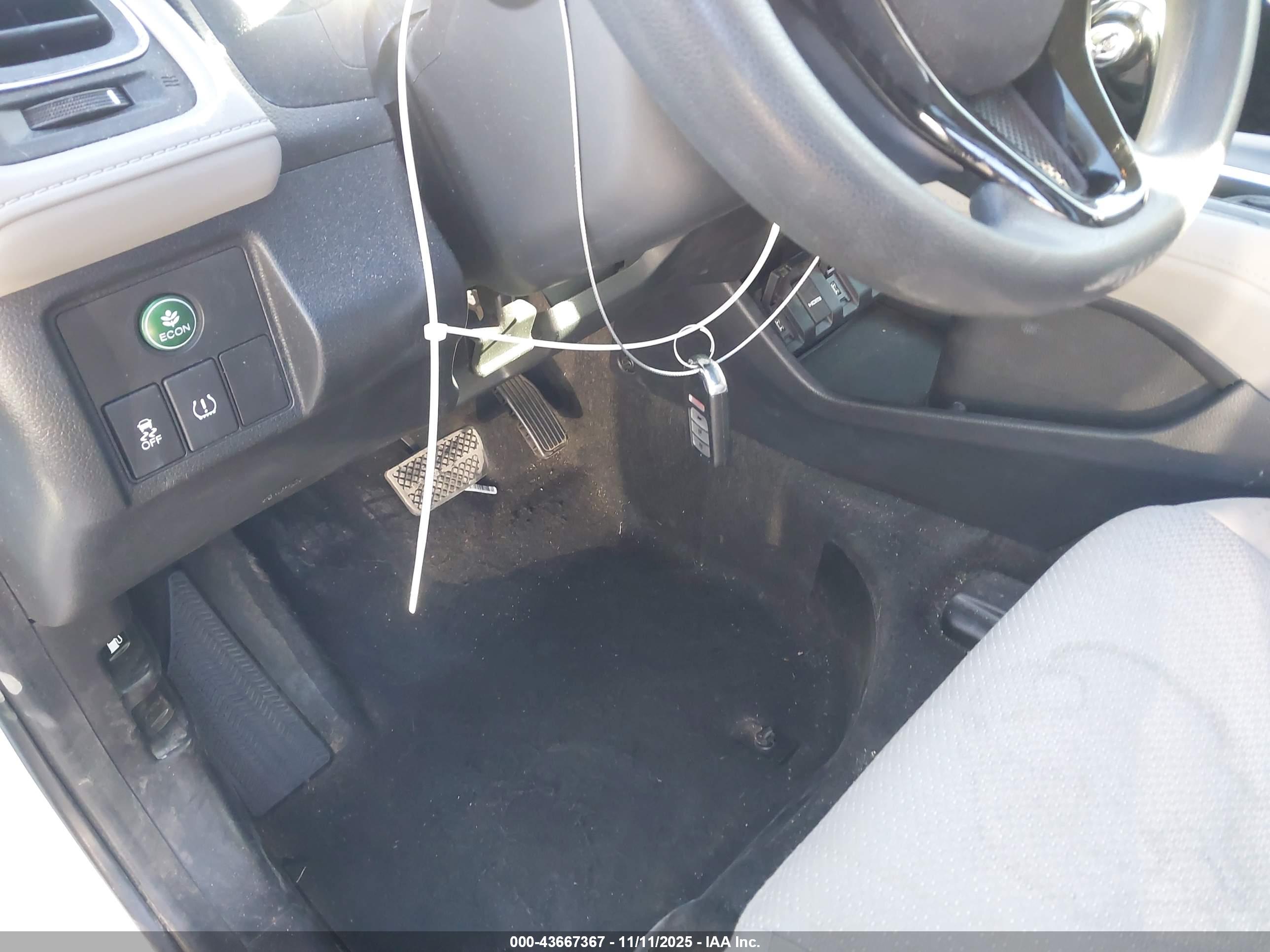 HONDA HR-V image 11