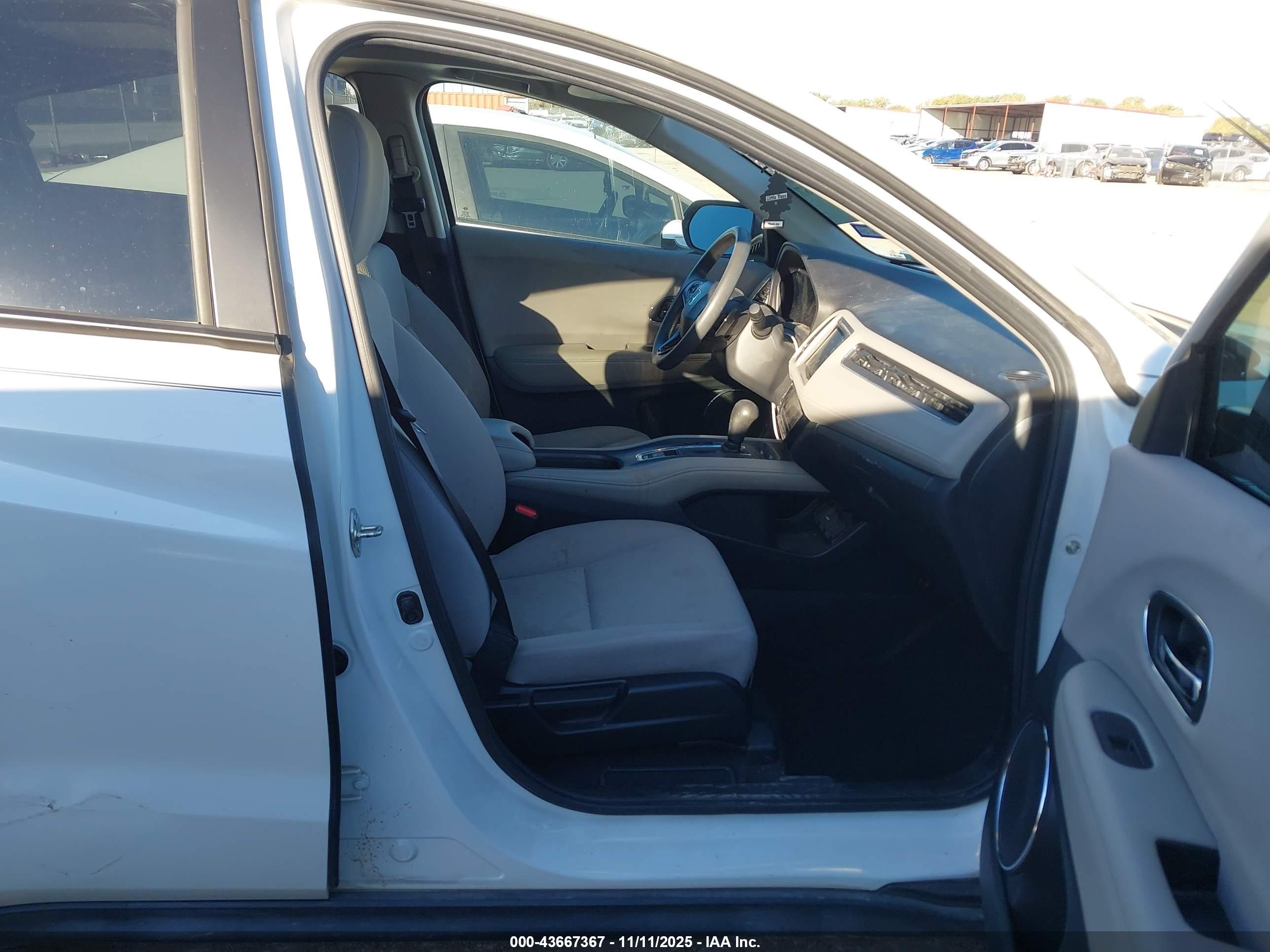 HONDA HR-V image 5