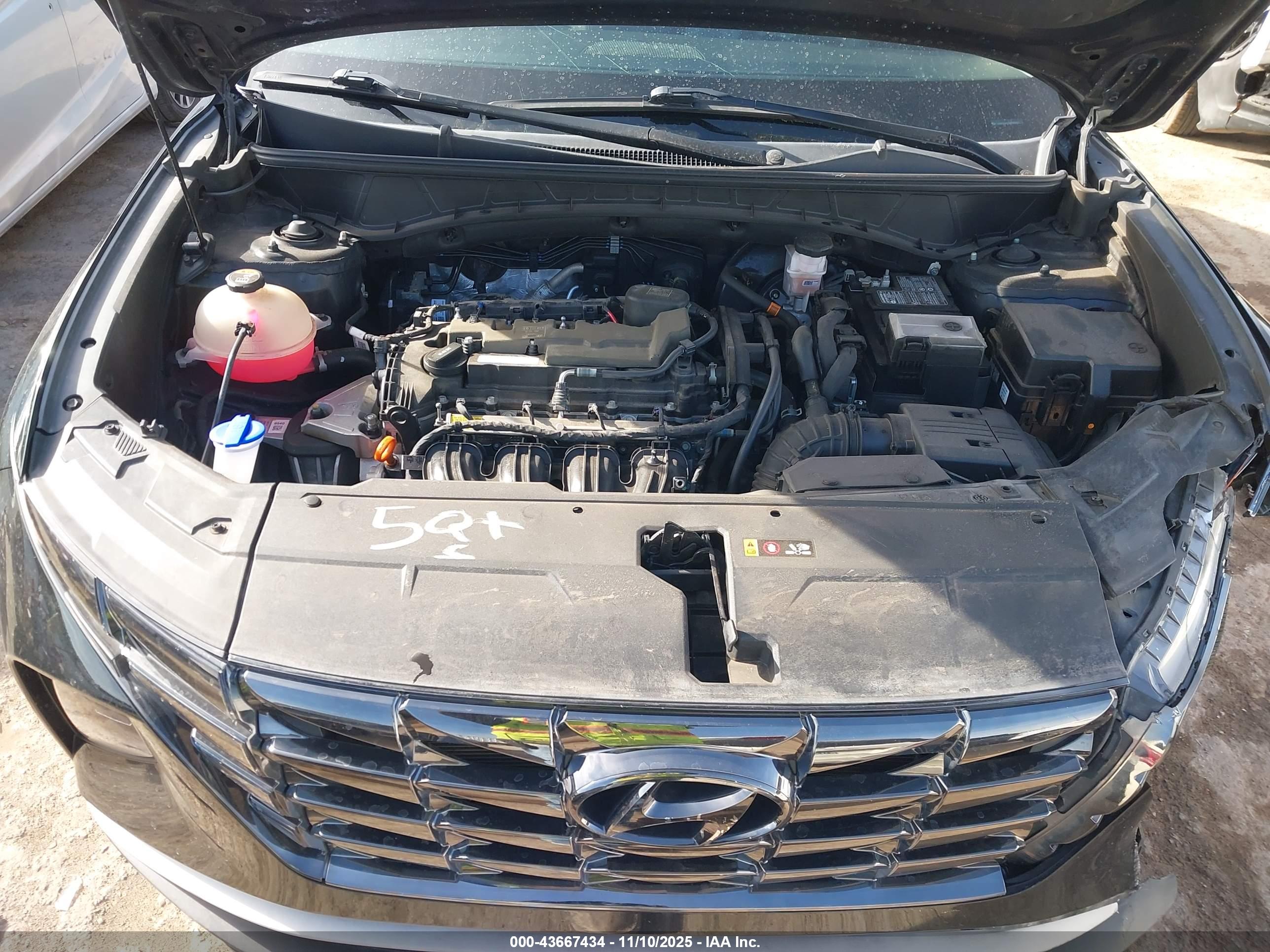HYUNDAI TUCSON image 10