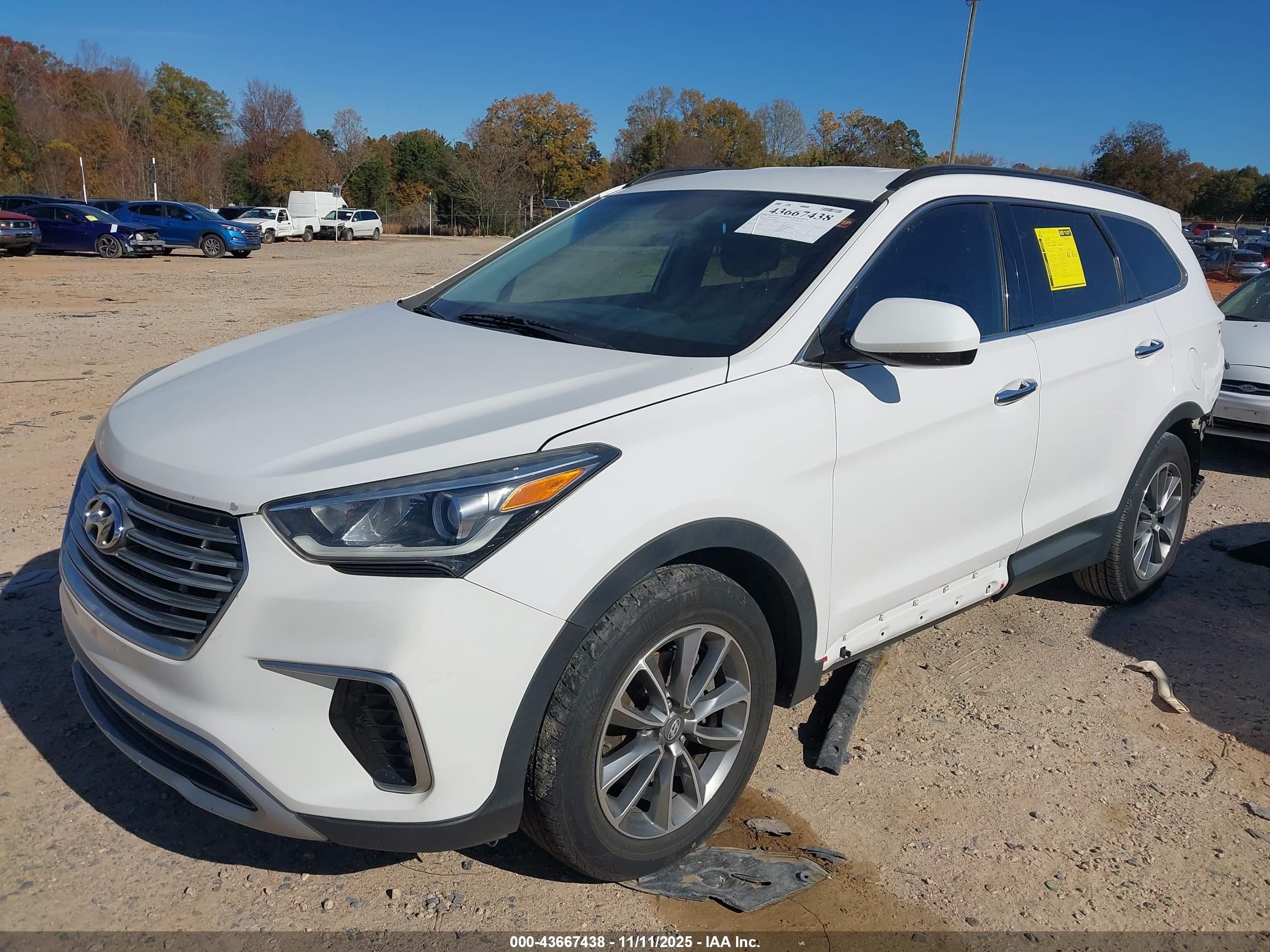 HYUNDAI SANTA image 2