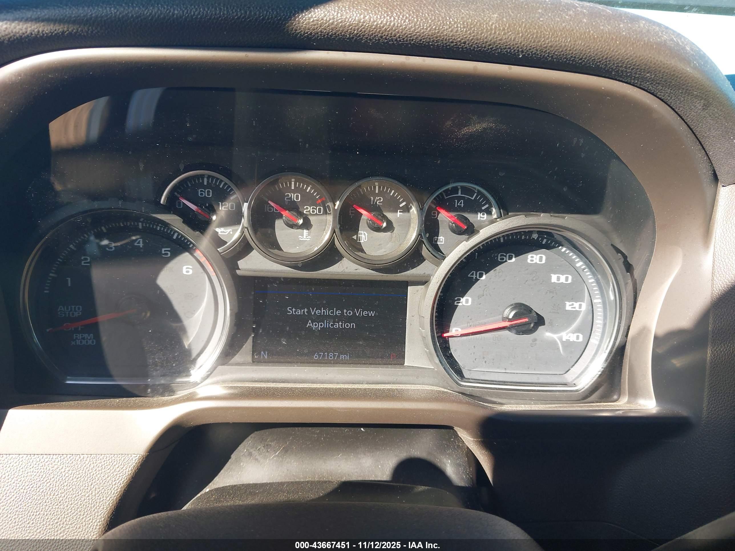 CHEVROLET SILVERADO image 7