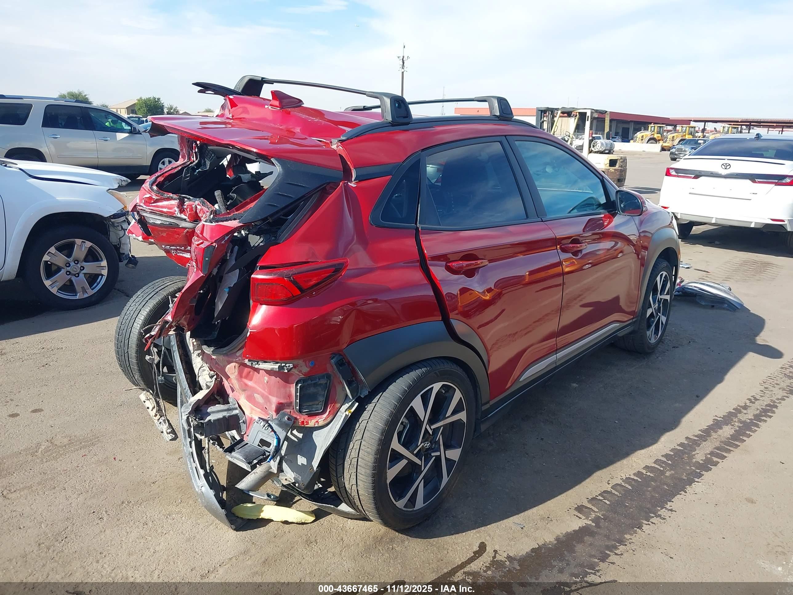 HYUNDAI KONA image 4