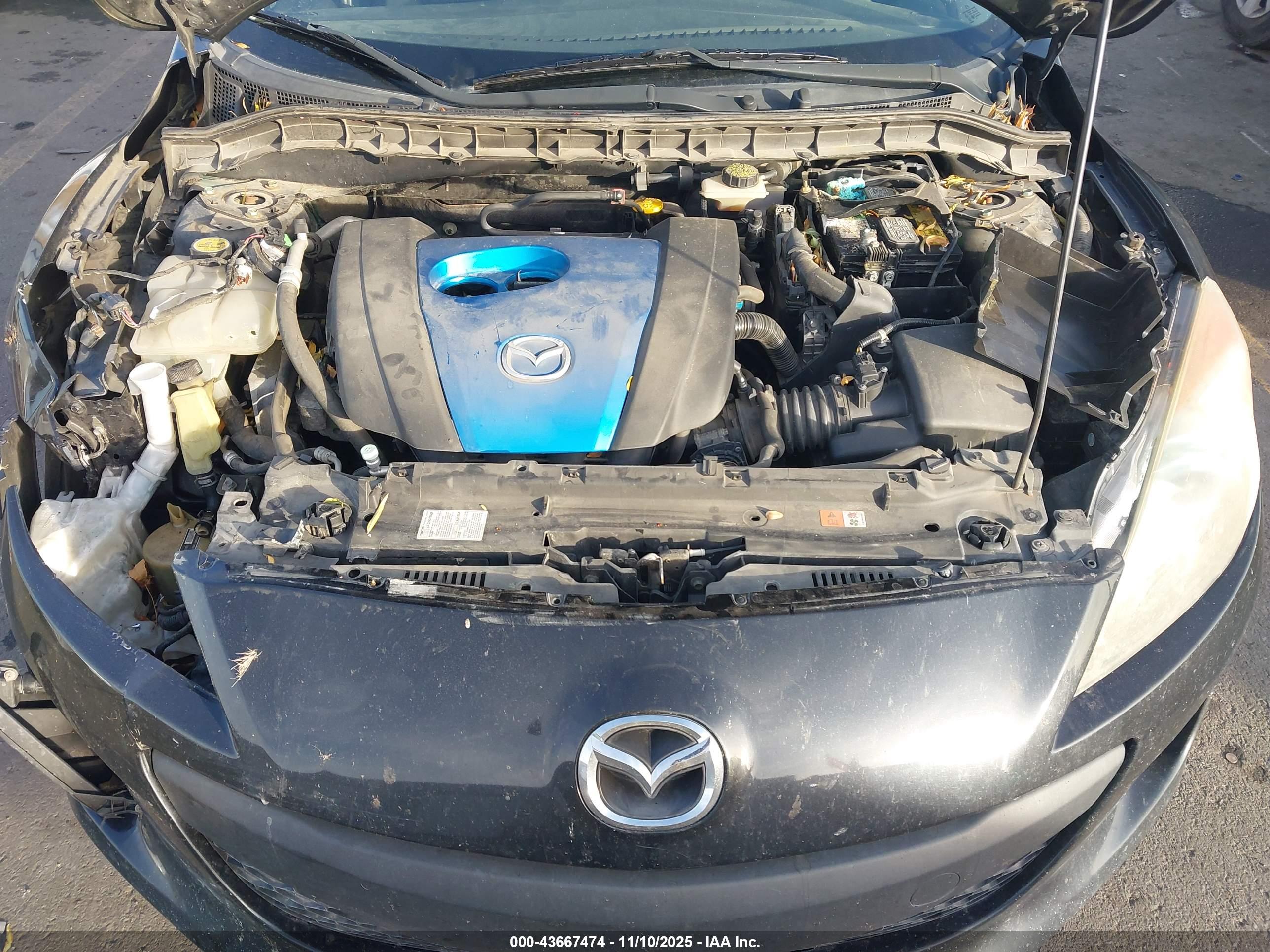 MAZDA MAZDA3 image 10