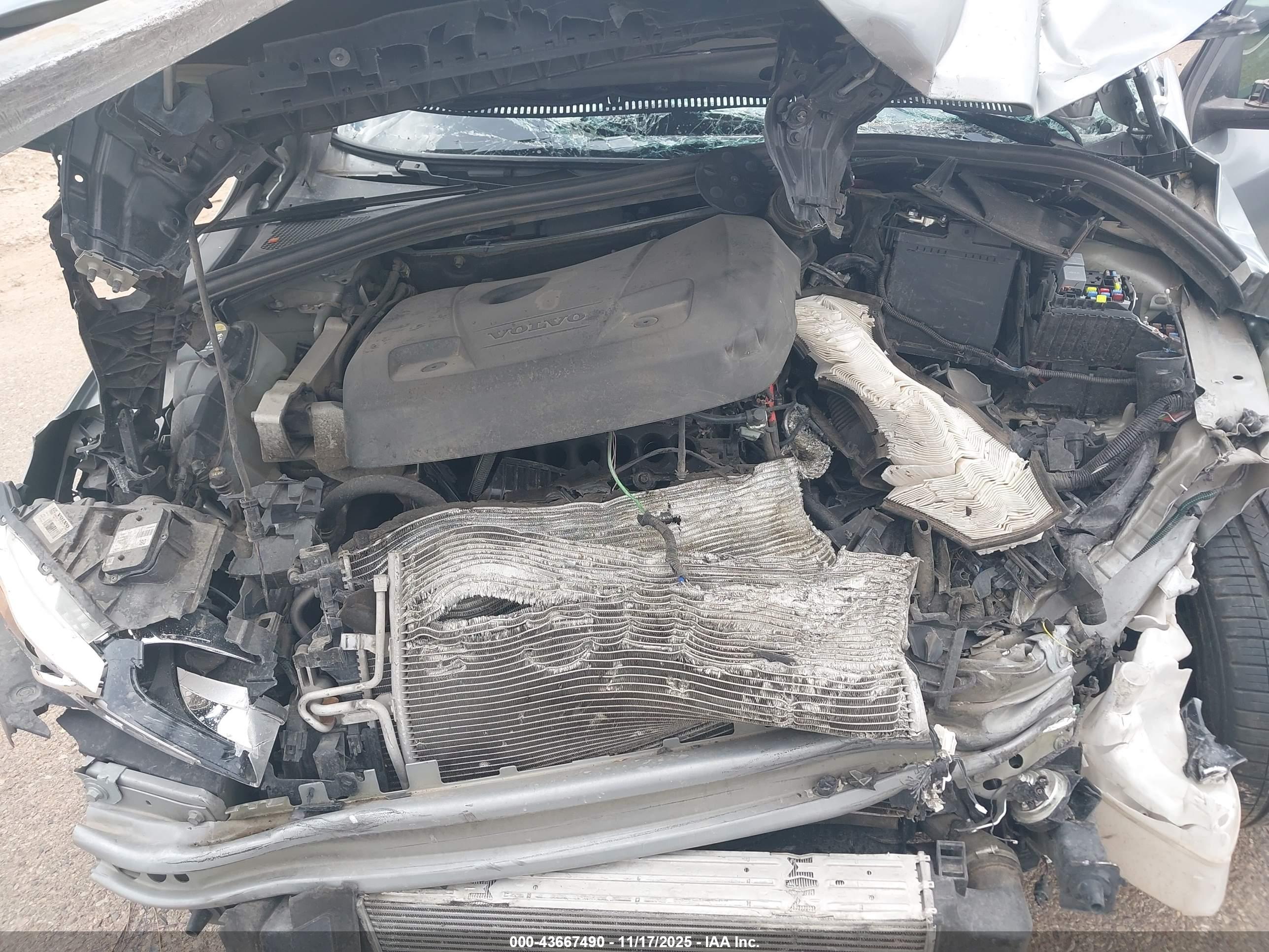 VOLVO S60 image 10