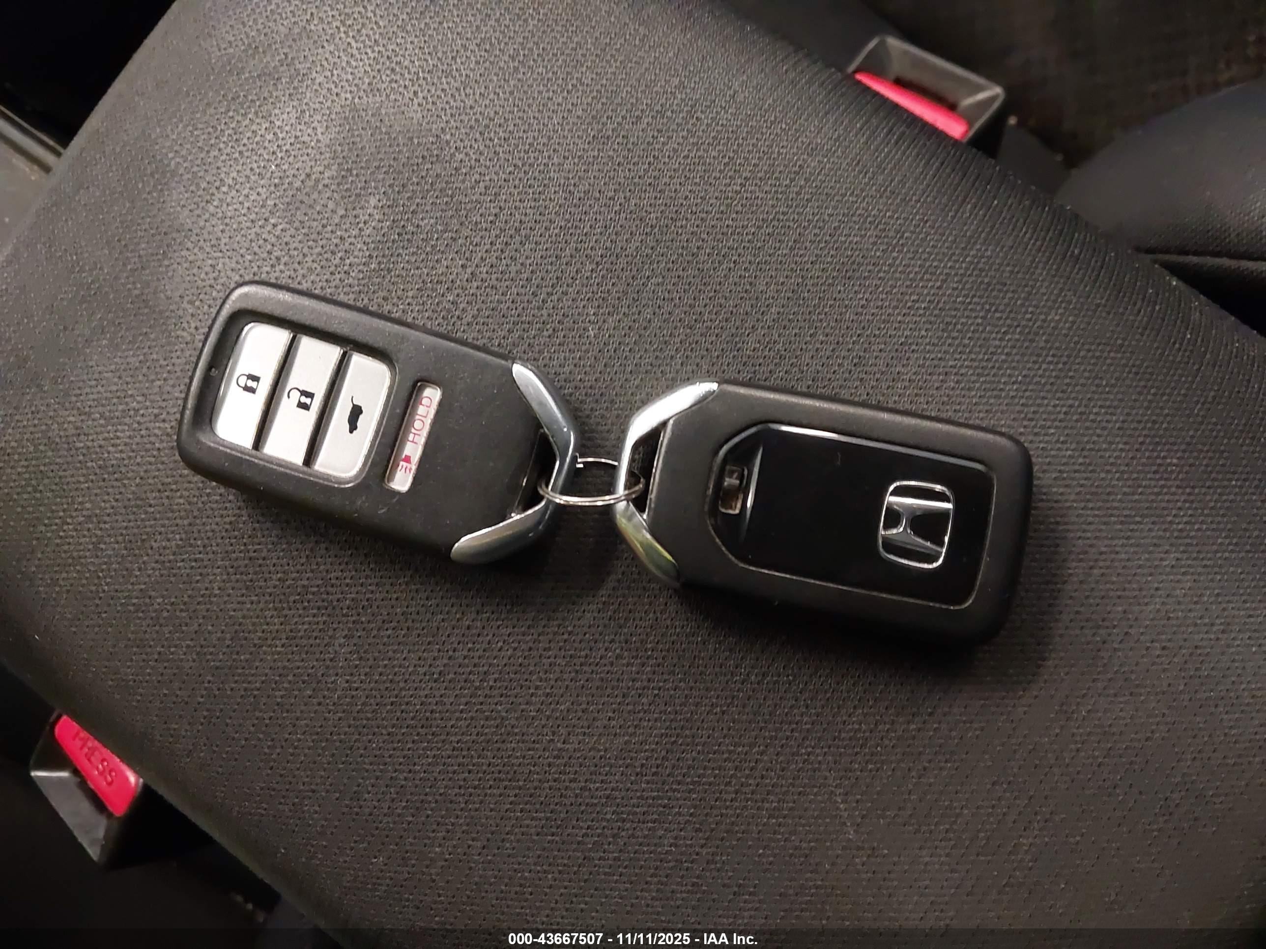 HONDA CR-V image 11