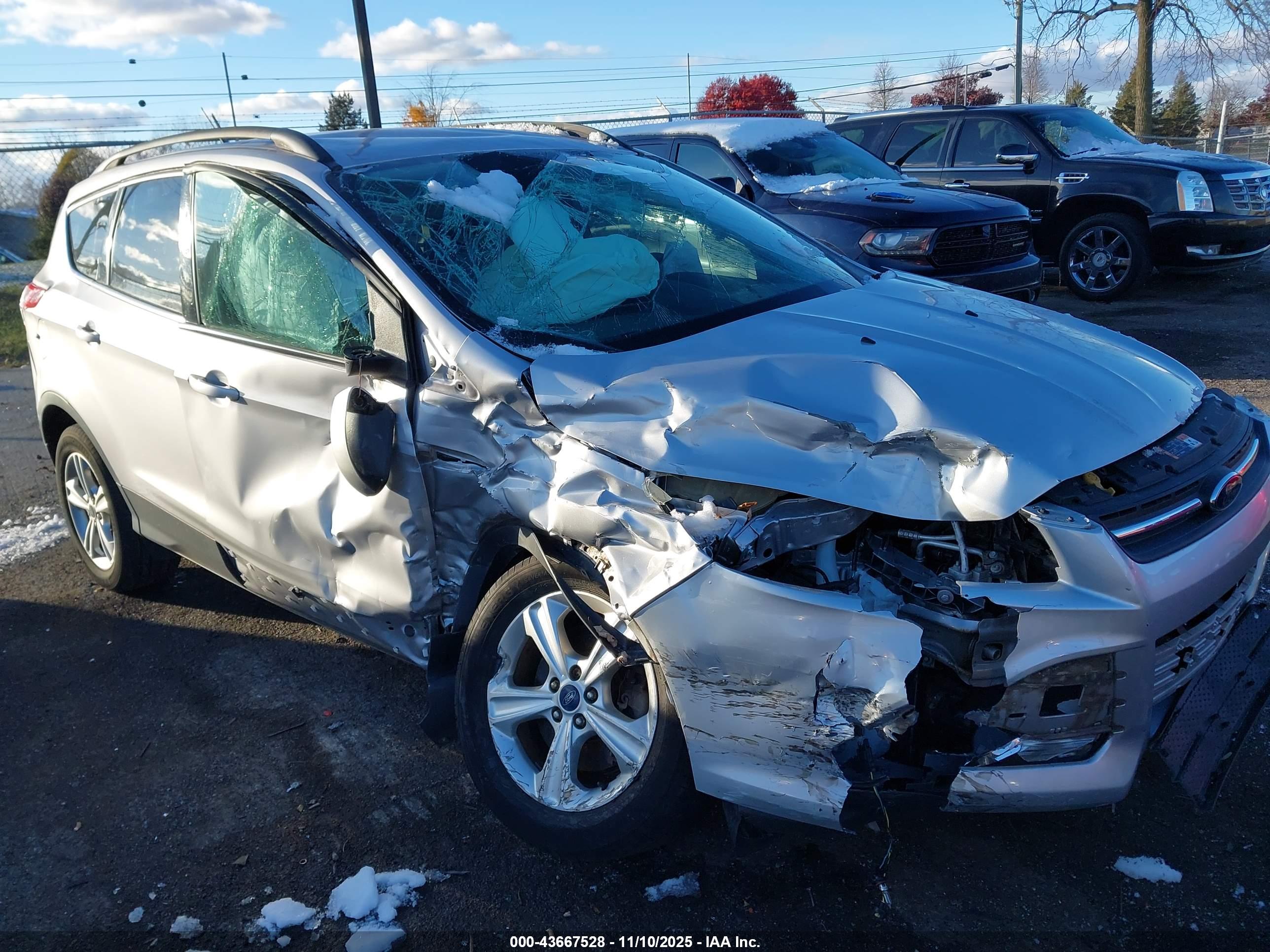 FORD ESCAPE image 6