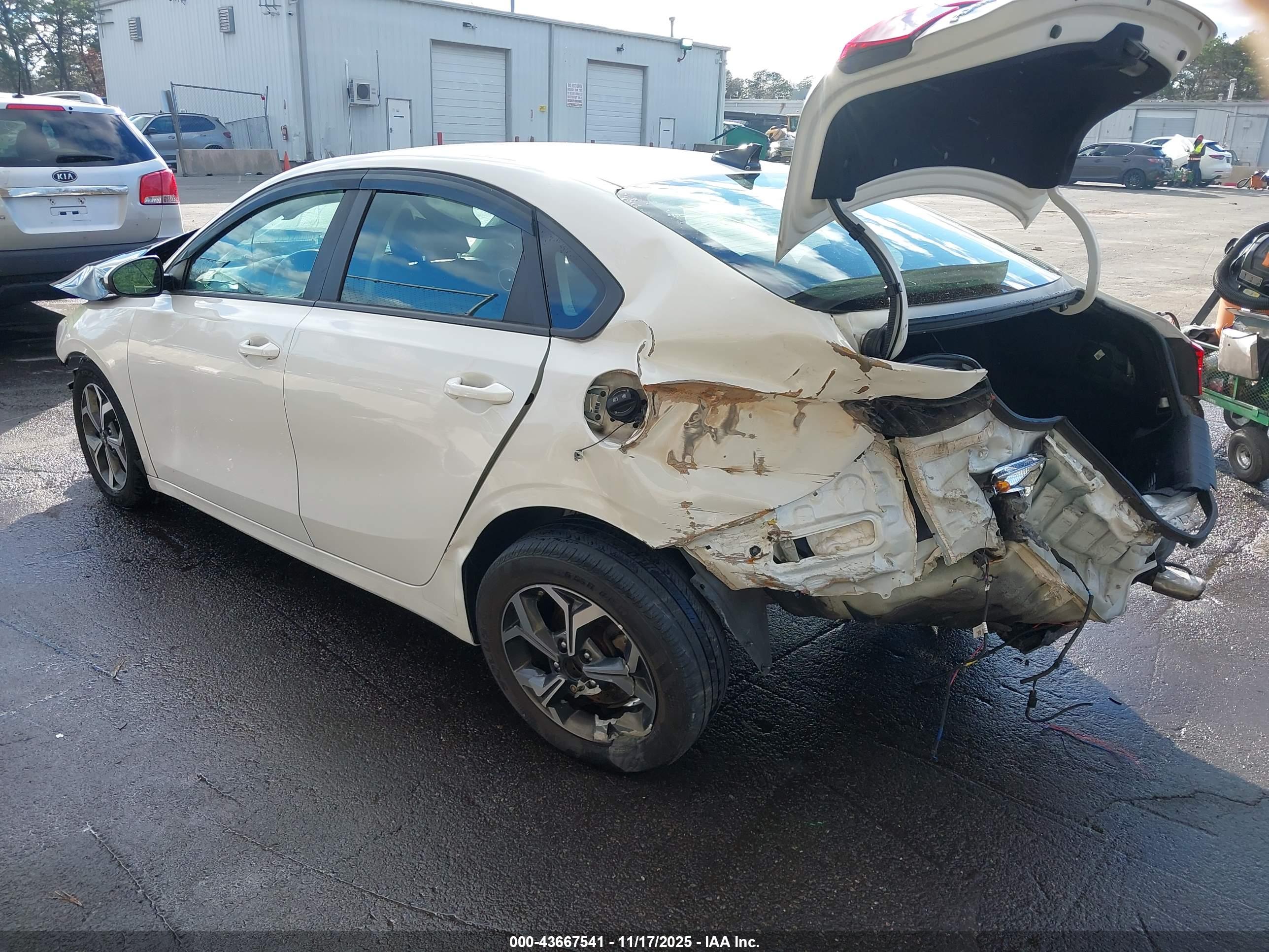 KIA FORTE image 3