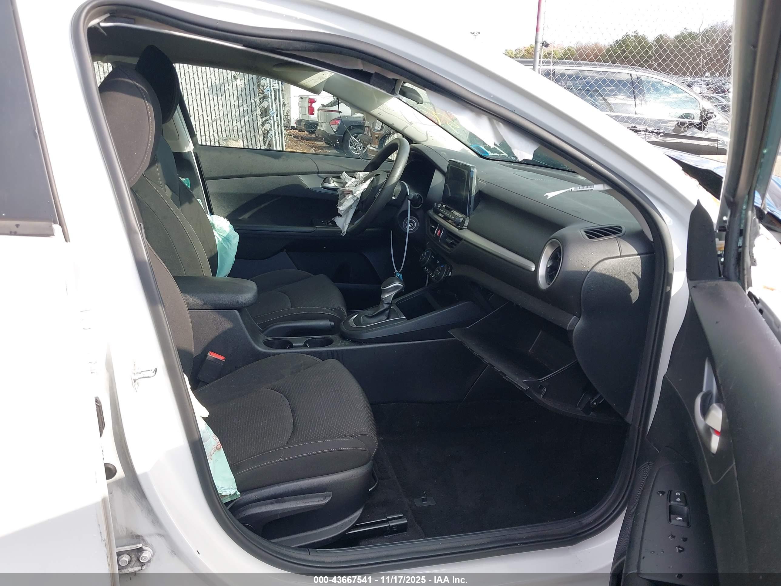 KIA FORTE image 5