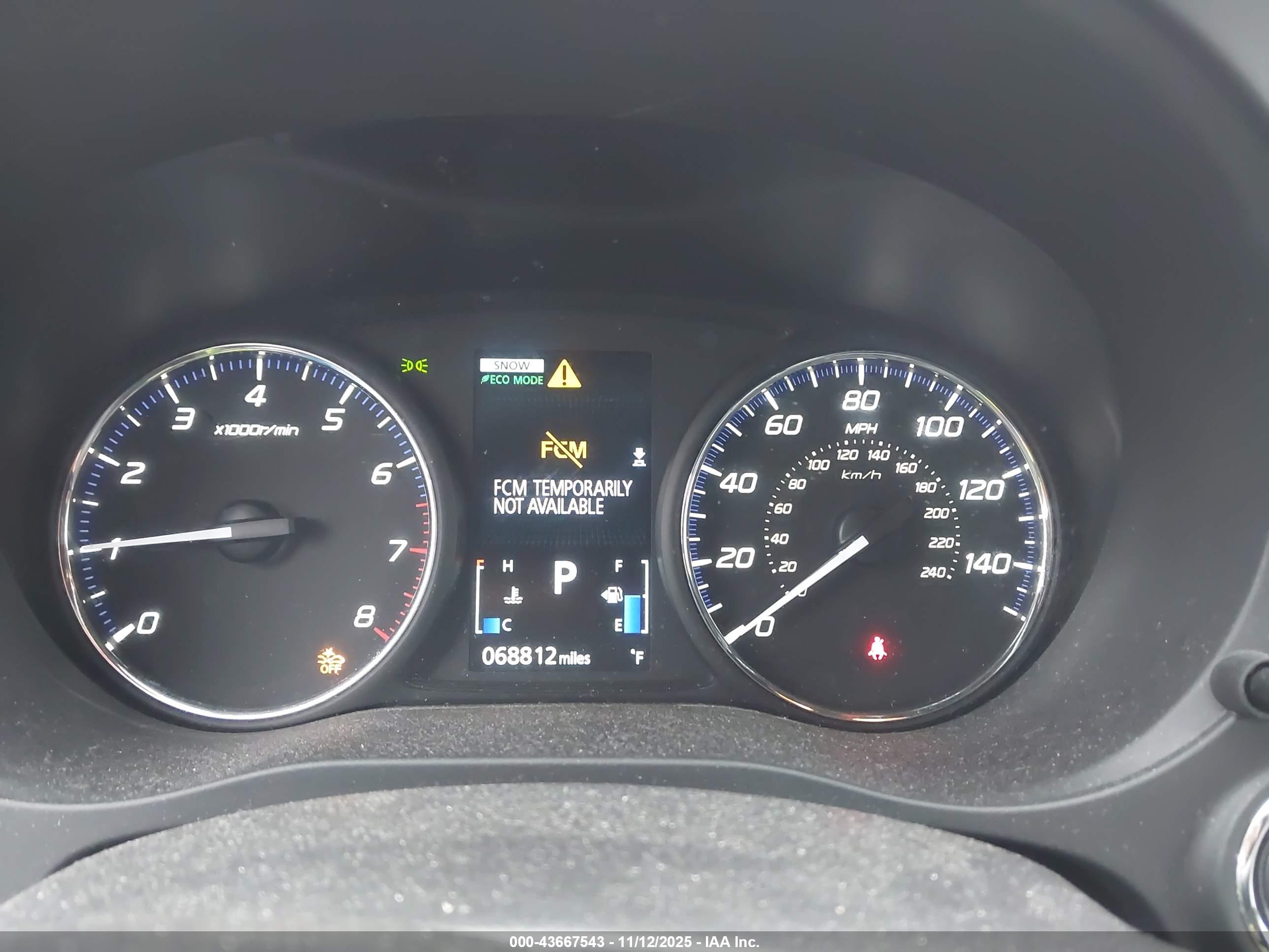 MITSUBISHI OUTLANDER image 7