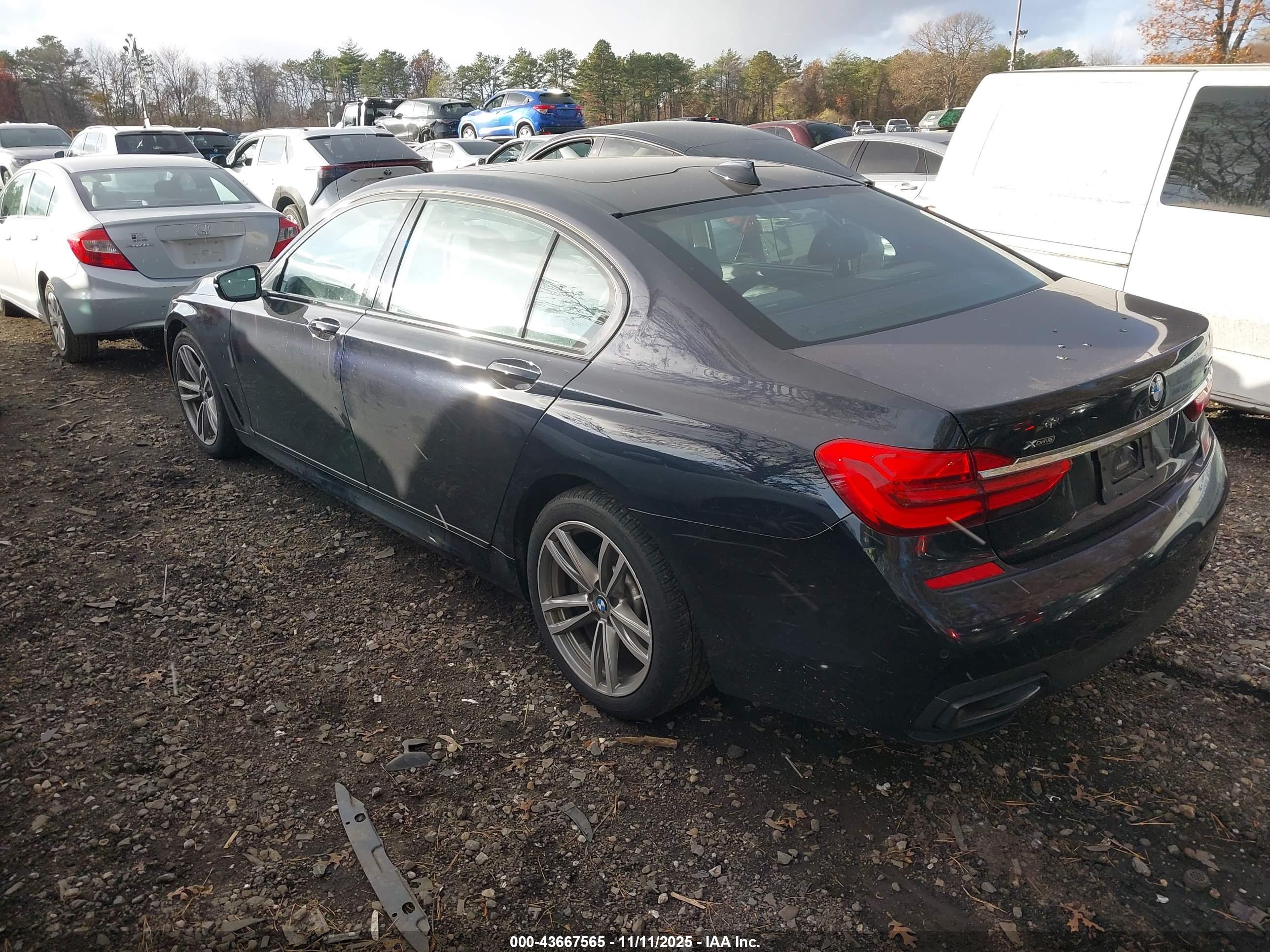 BMW 740I image 3