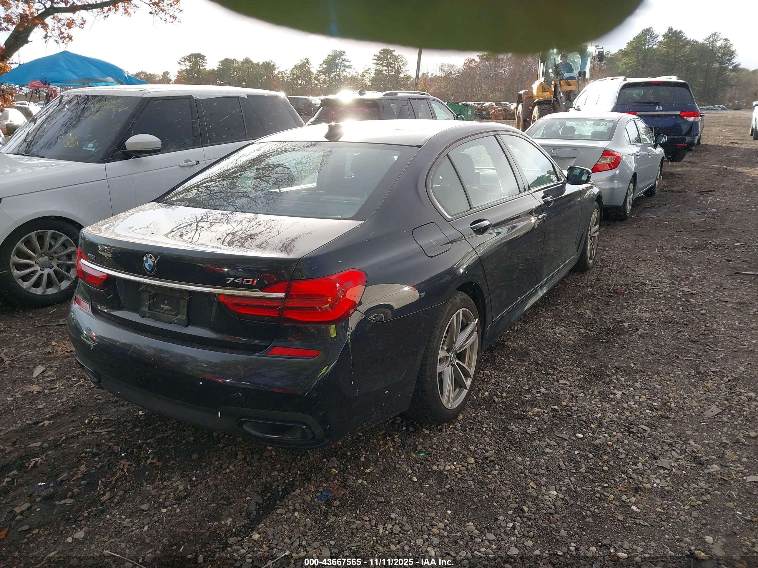 BMW 740I image 4