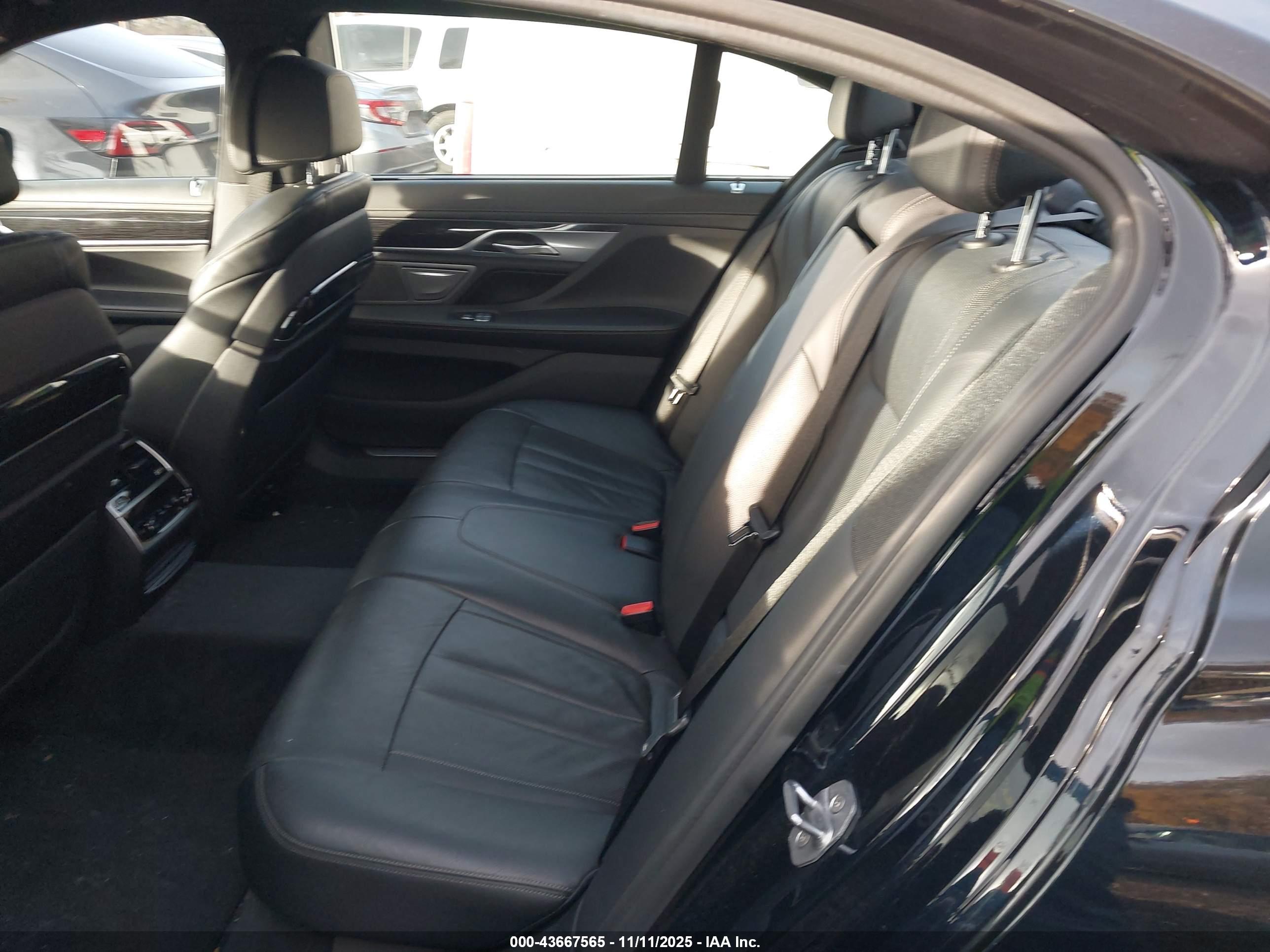 BMW 740I image 8