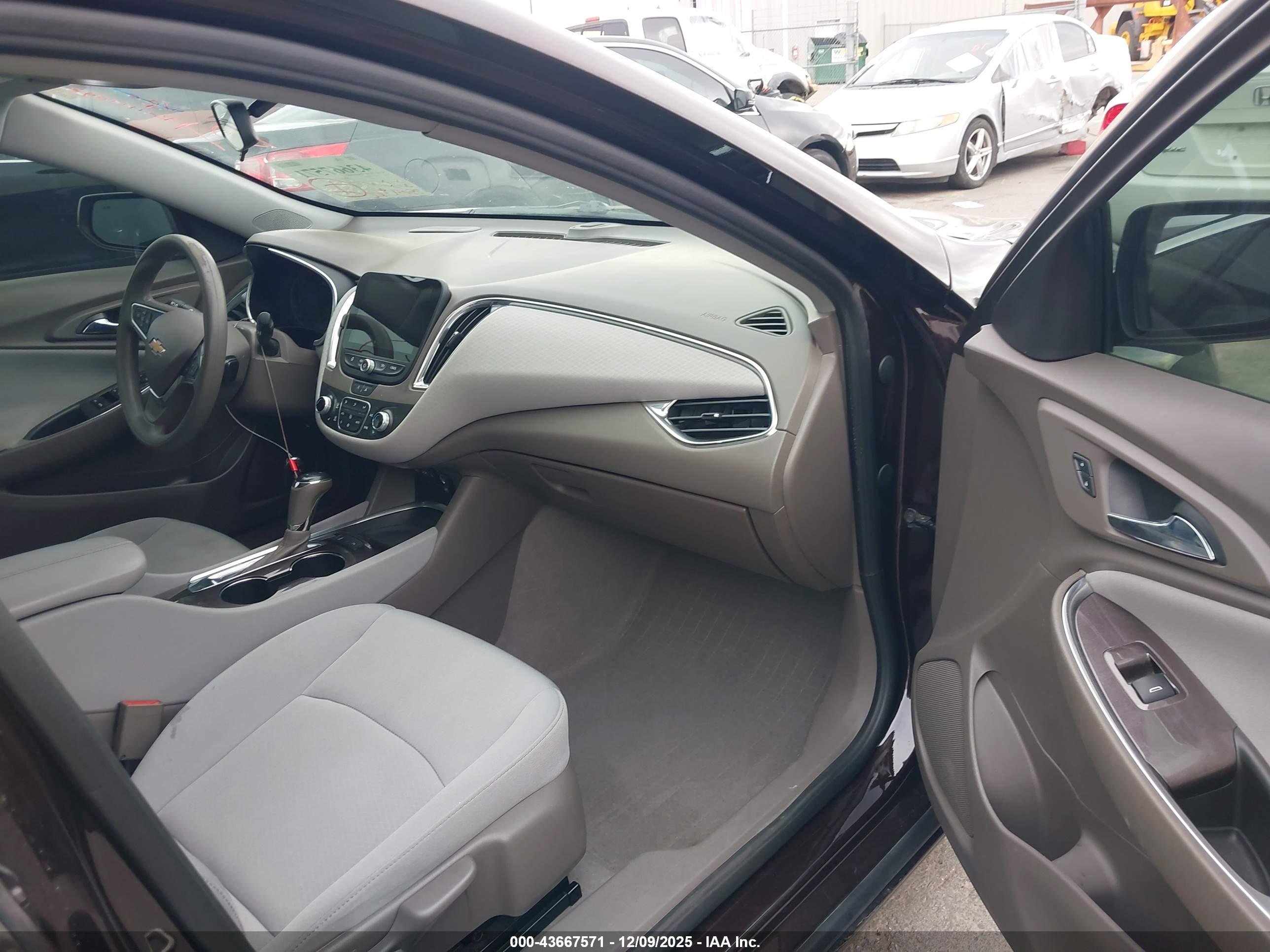 CHEVROLET MALIBU image 5