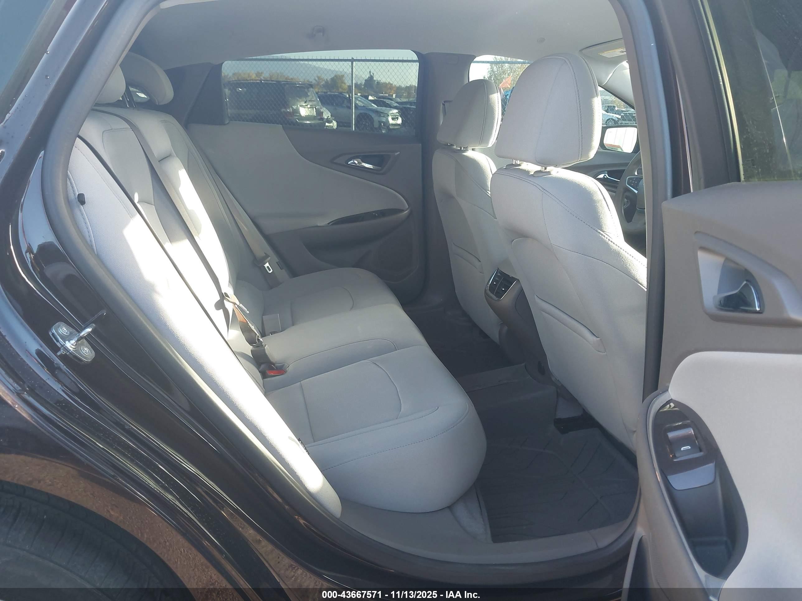 CHEVROLET MALIBU image 8