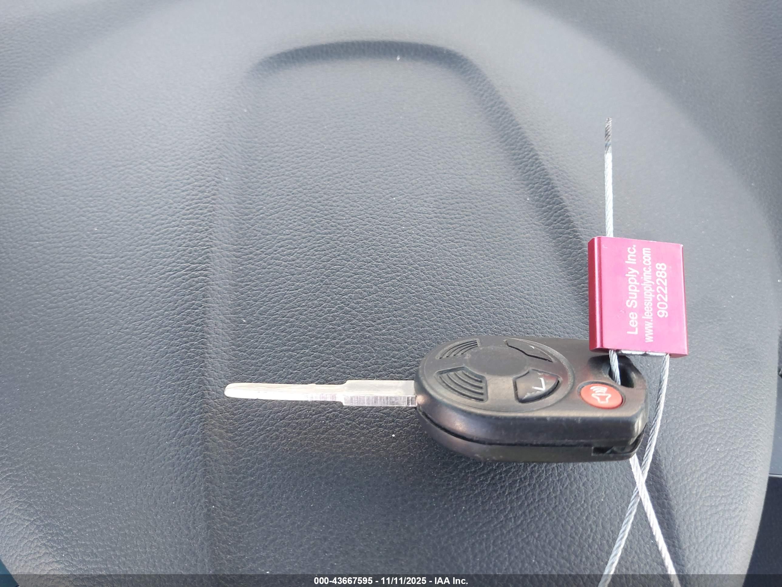 FORD ESCAPE image 11