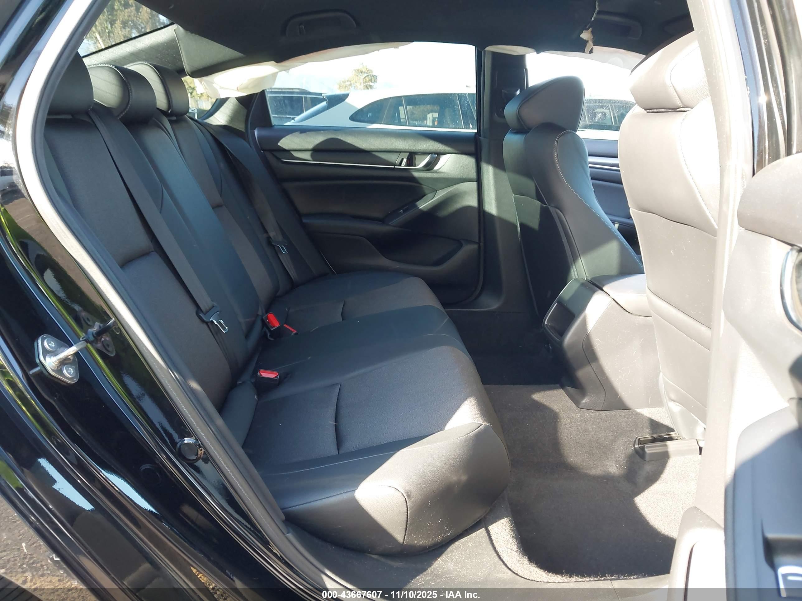 HONDA ACCORD image 8