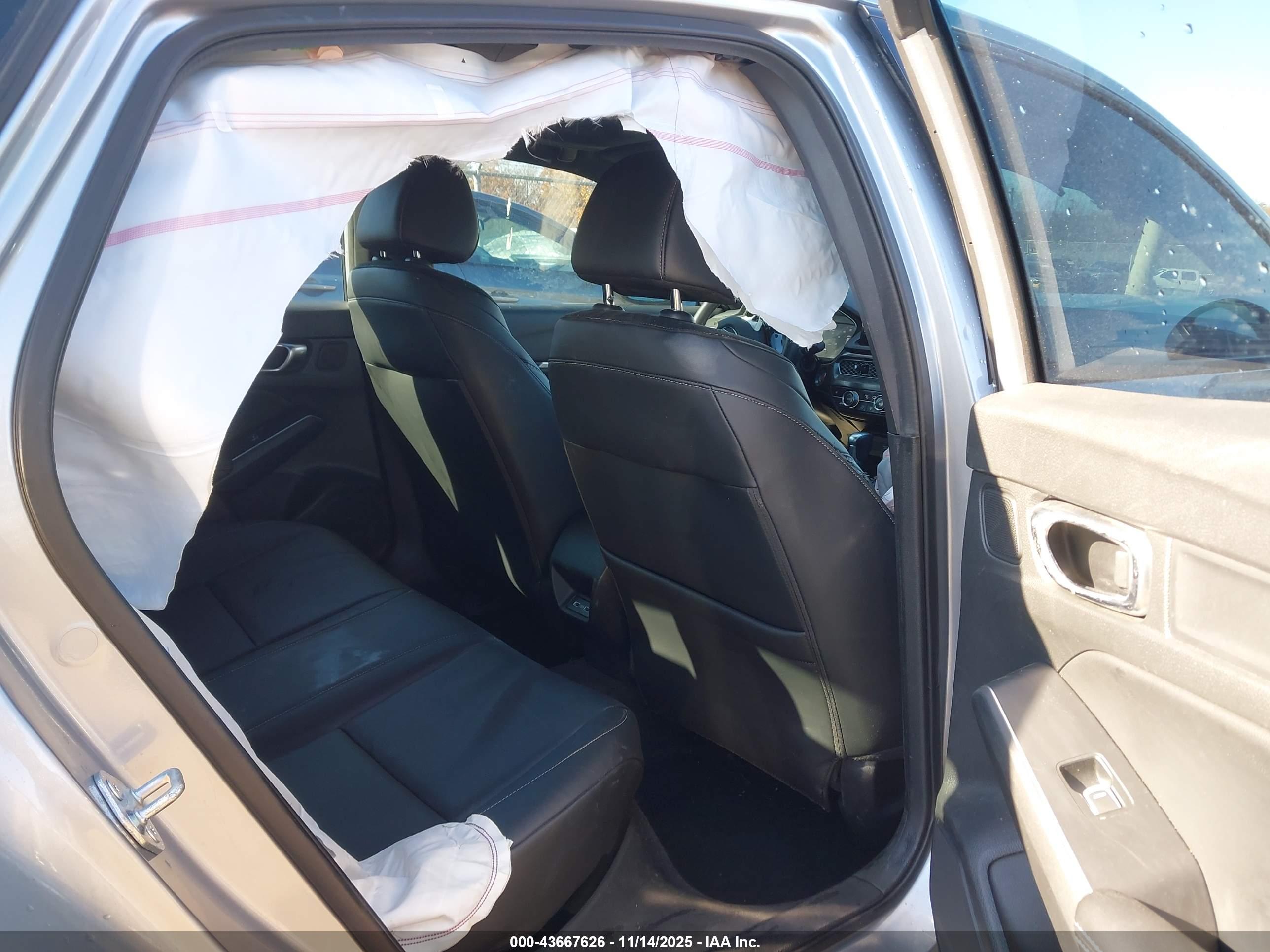 ACURA INTEGRA image 8