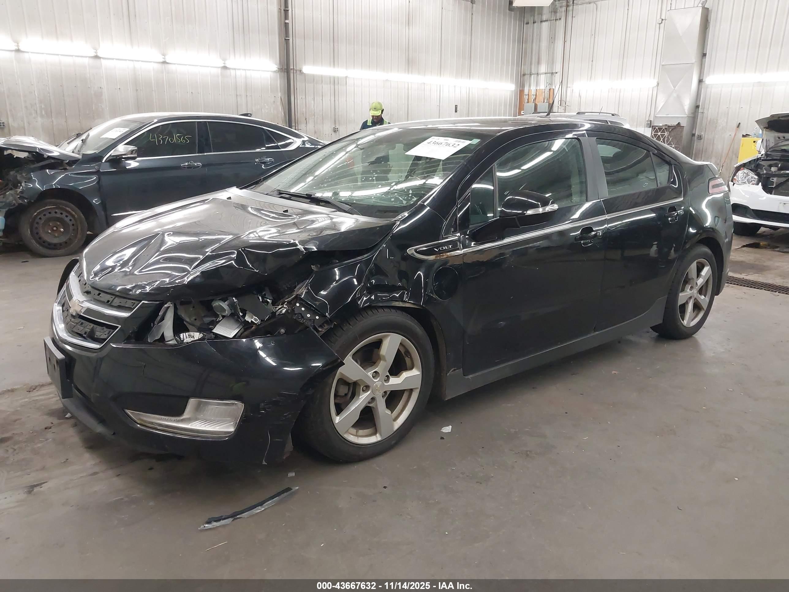 CHEVROLET VOLT image 2