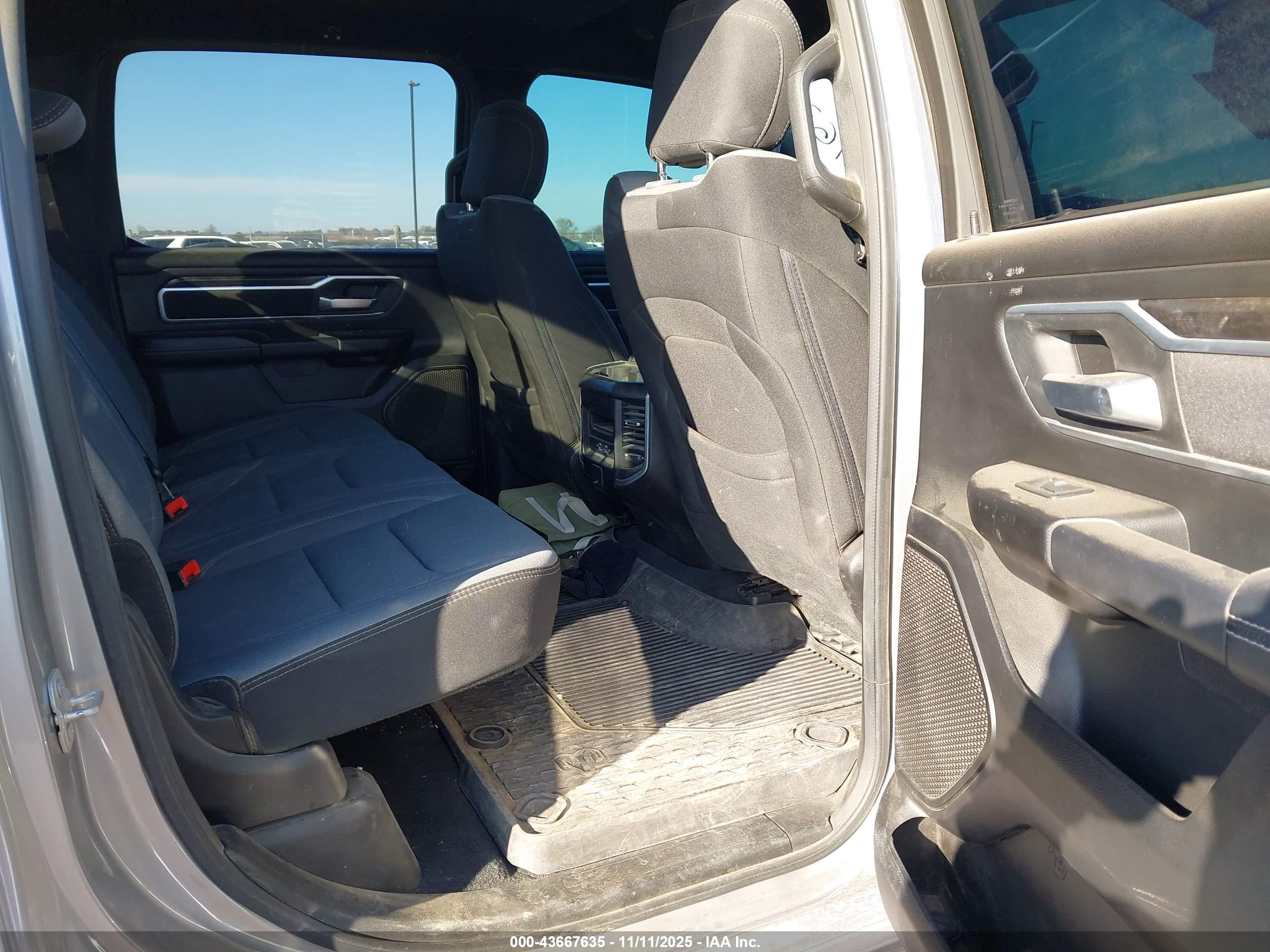 RAM 1500 image 8