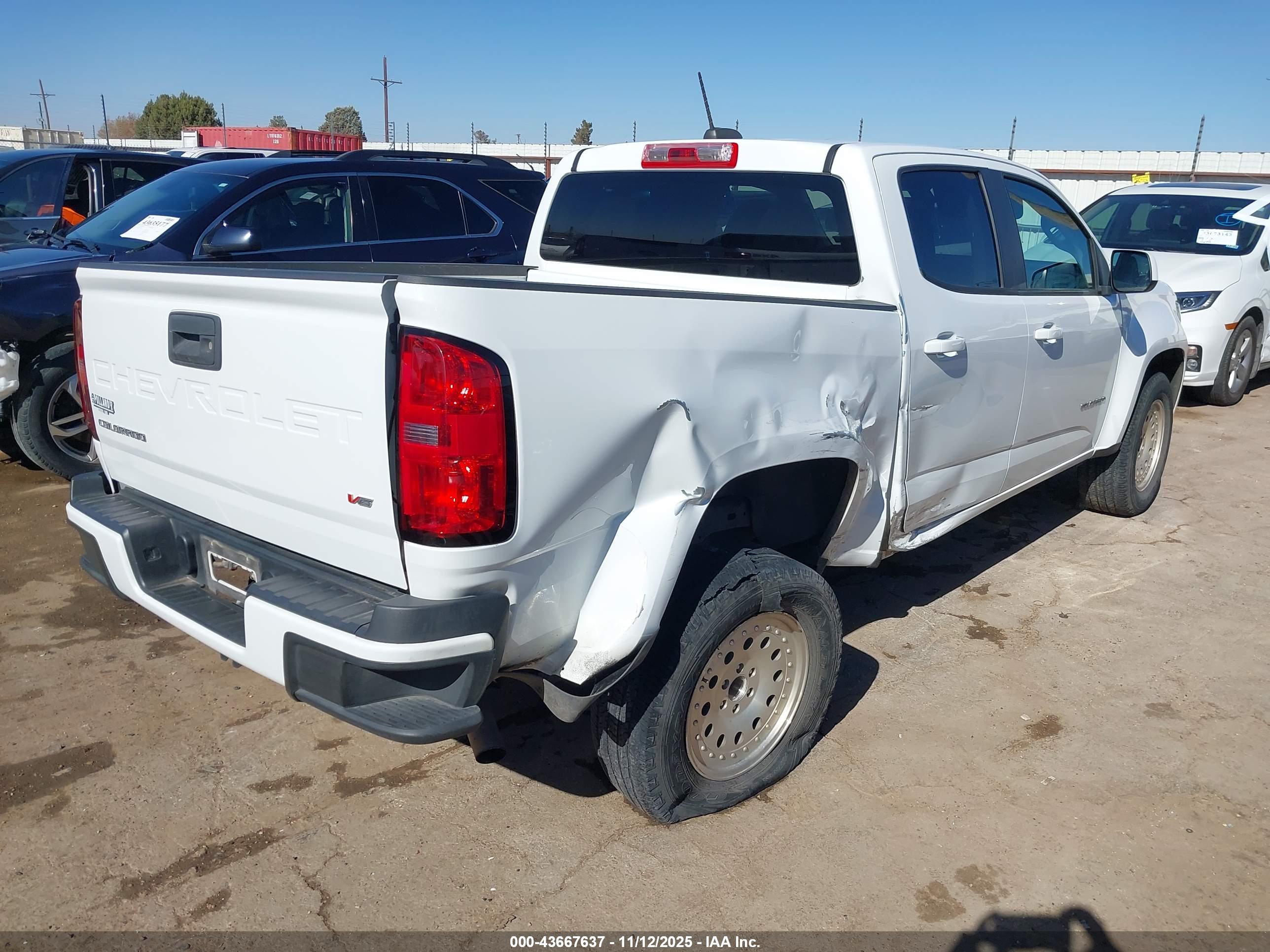 CHEVROLET COLORADO image 4