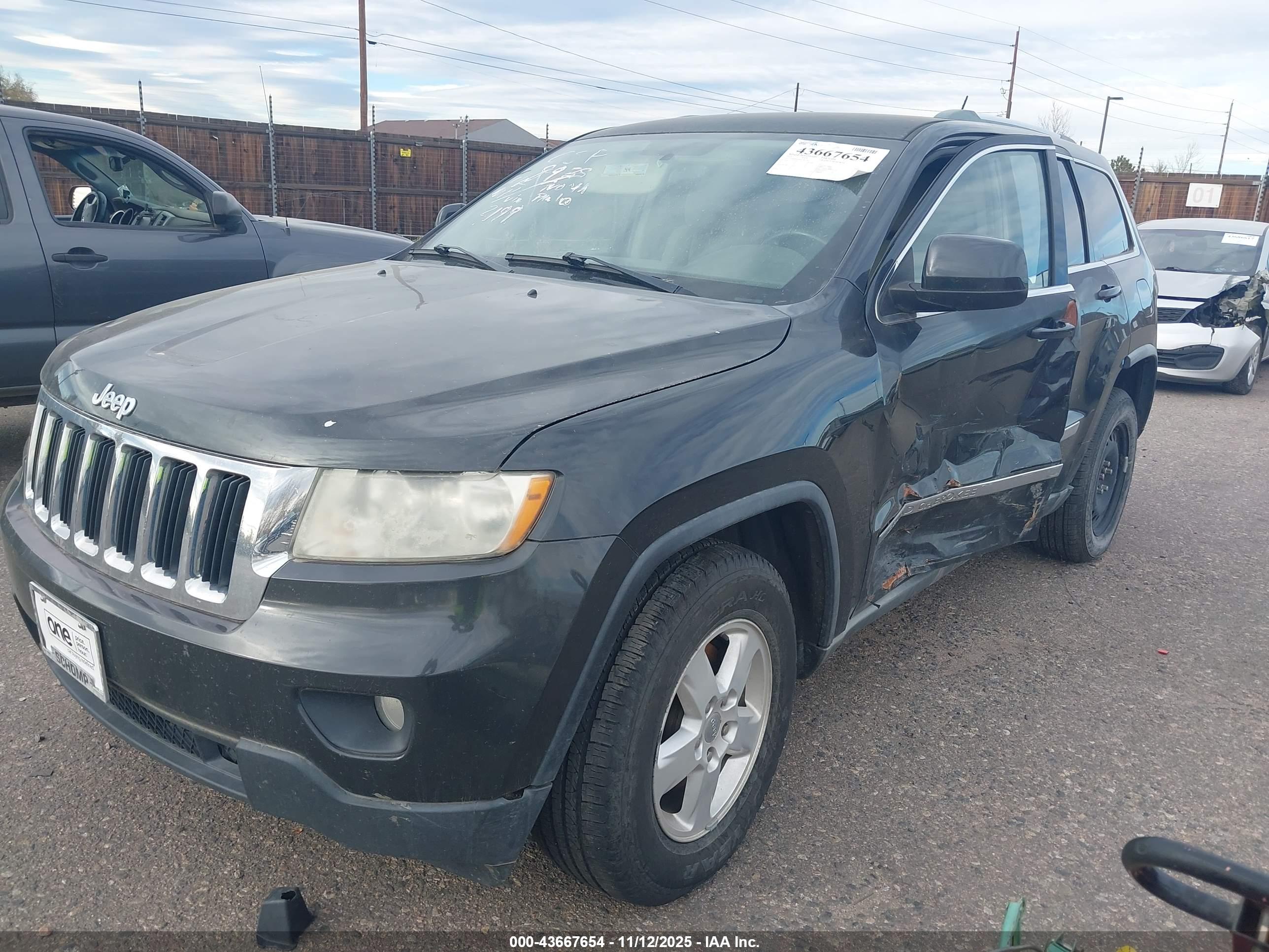 JEEP GRAND image 2