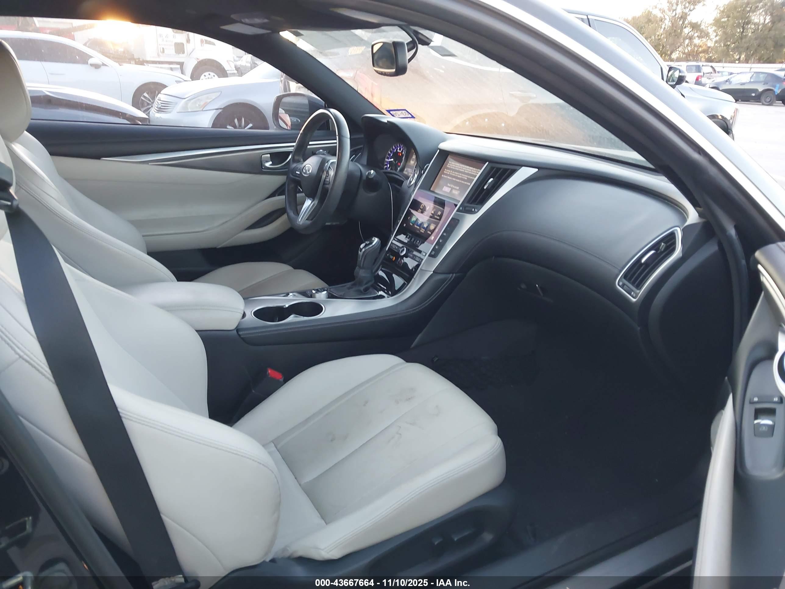 INFINITI Q60 image 5