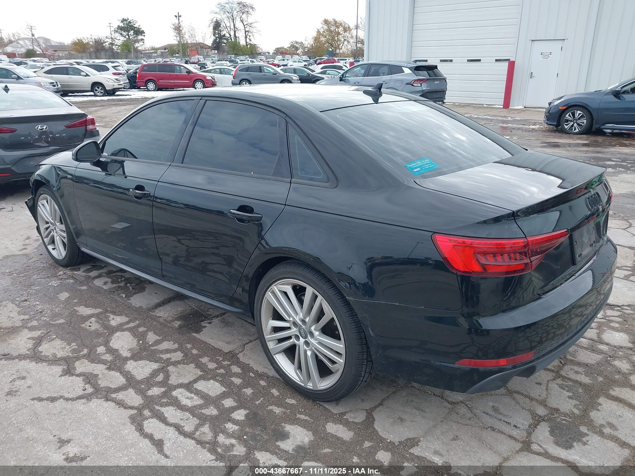 AUDI A4 image 3