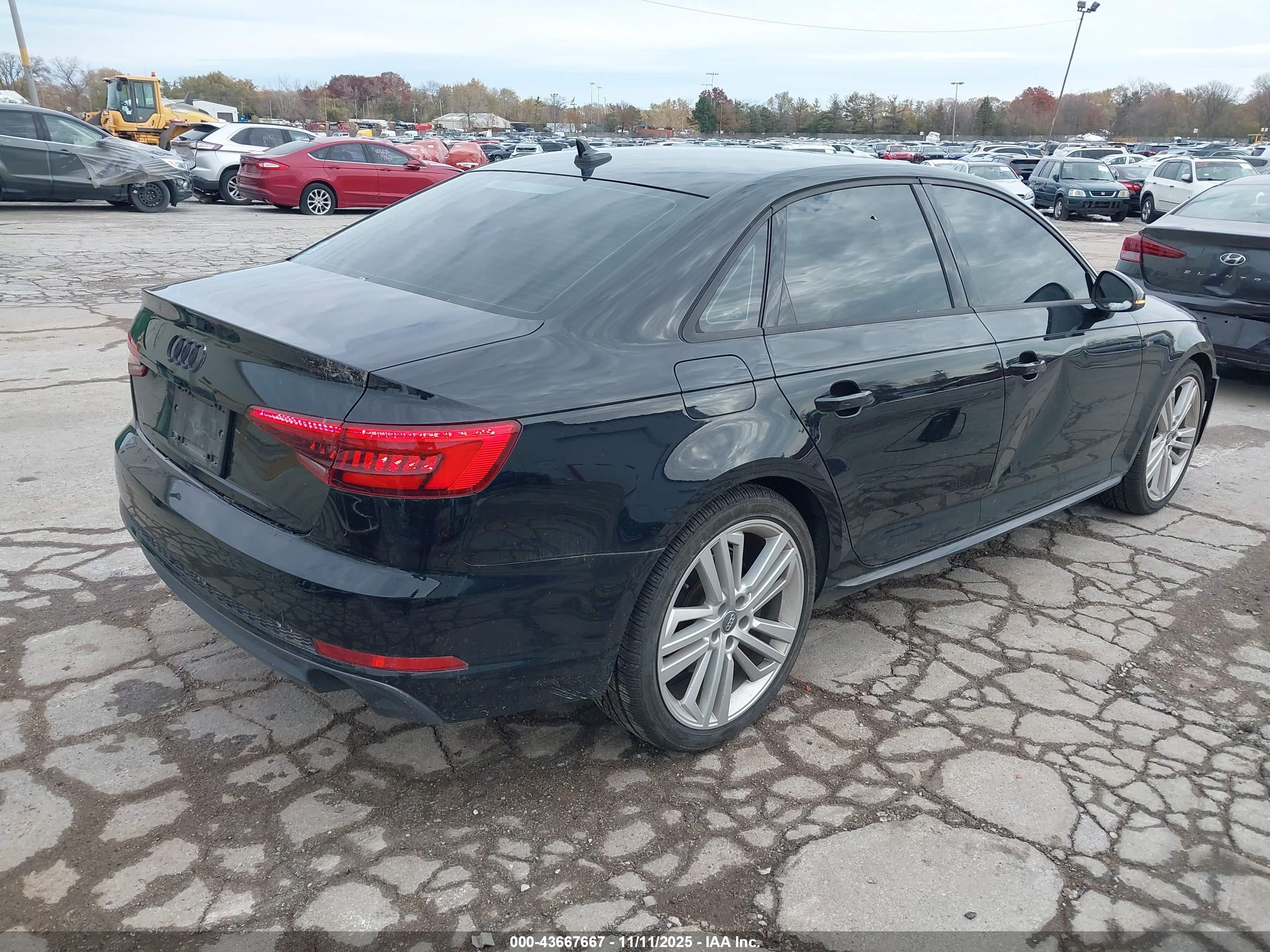 AUDI A4 image 4