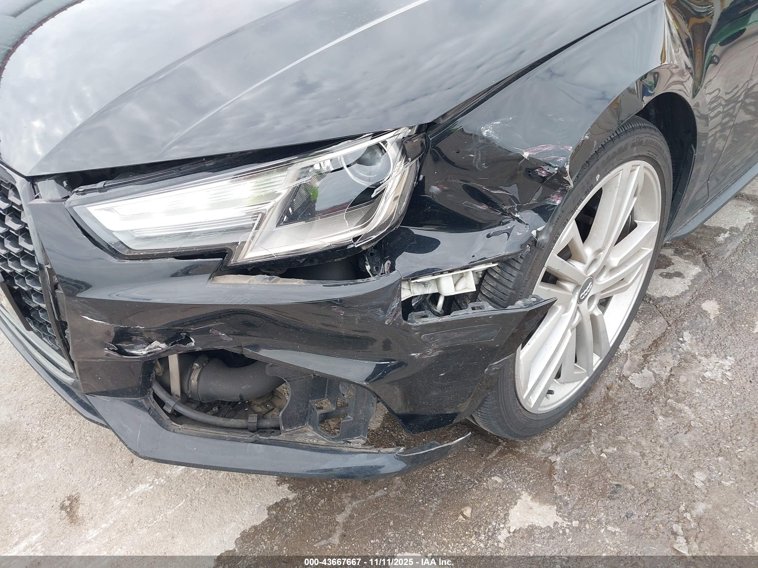 AUDI A4 image 6