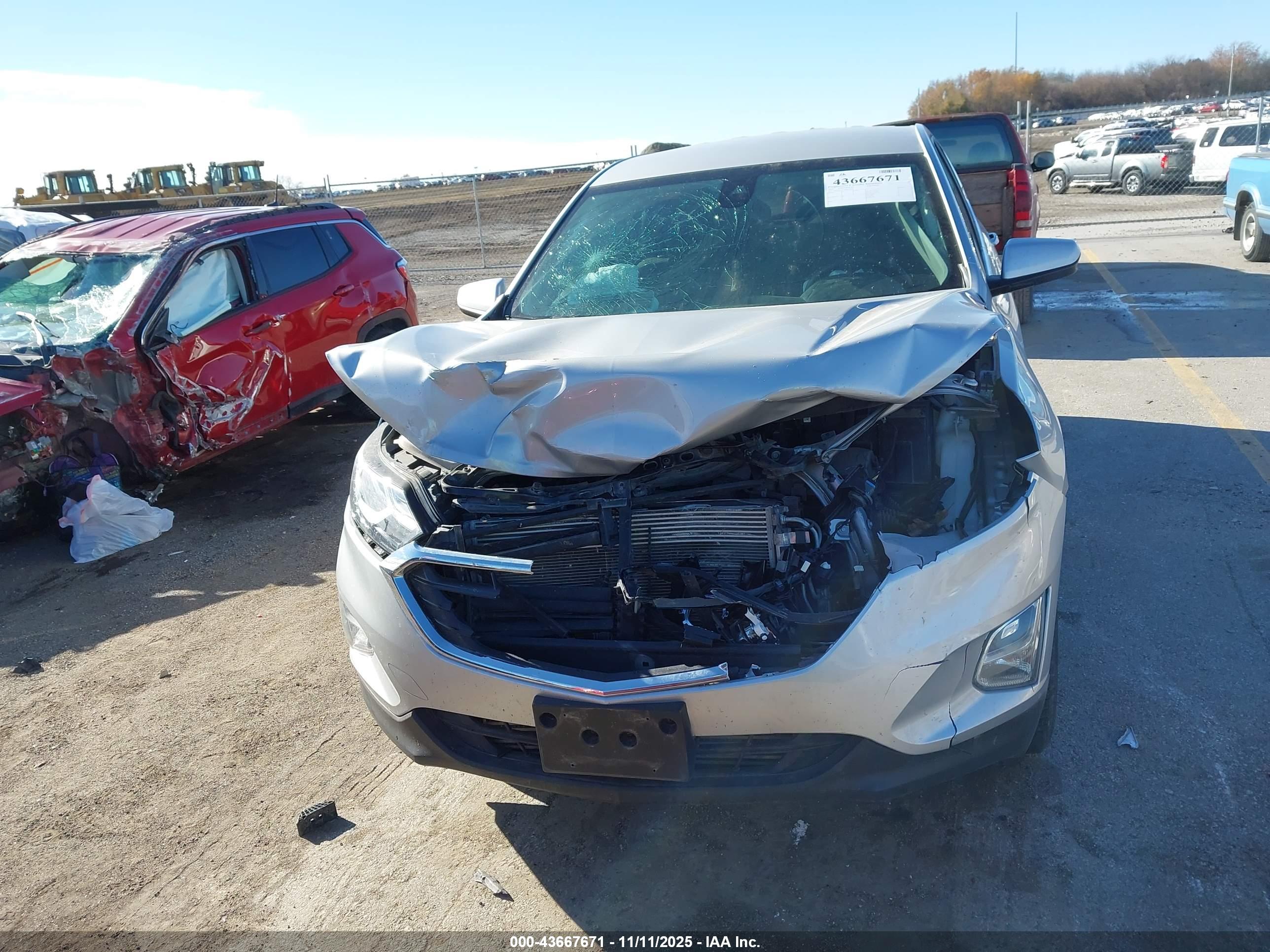 CHEVROLET EQUINOX image 6
